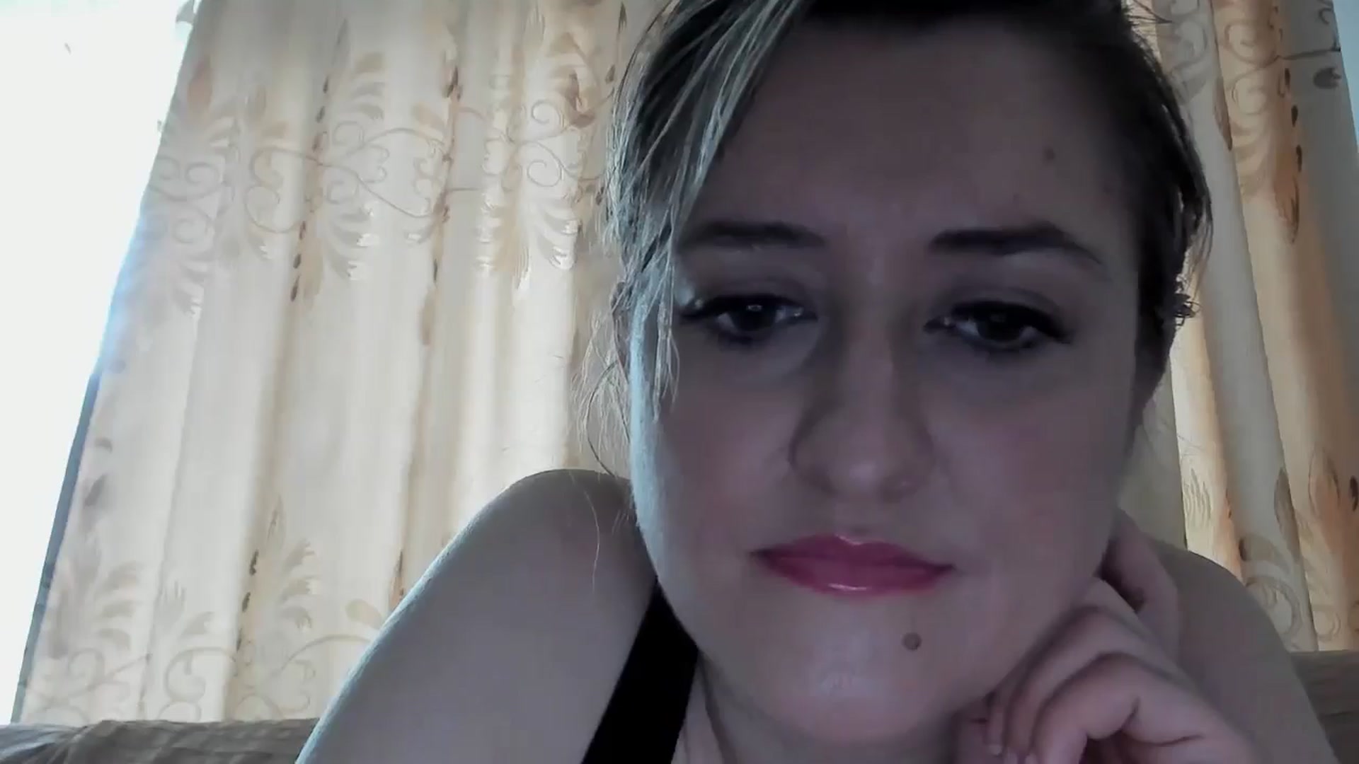 Gallery image thumbnail from BestDream's myfreecams stream on, 05/30/2024, 10:21 image 18 of 20