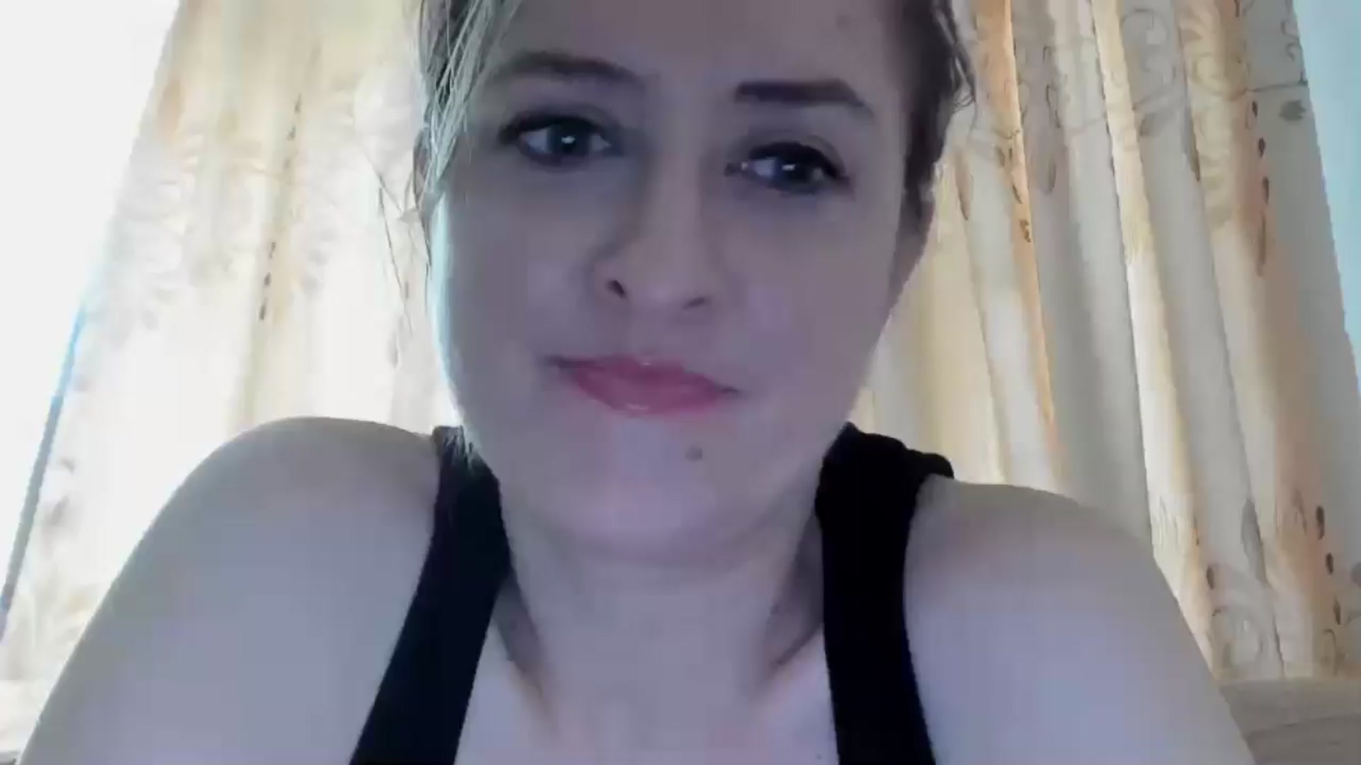 Gallery image thumbnail from BestDream's myfreecams stream on, 05/30/2024, 10:51 image 20 of 20