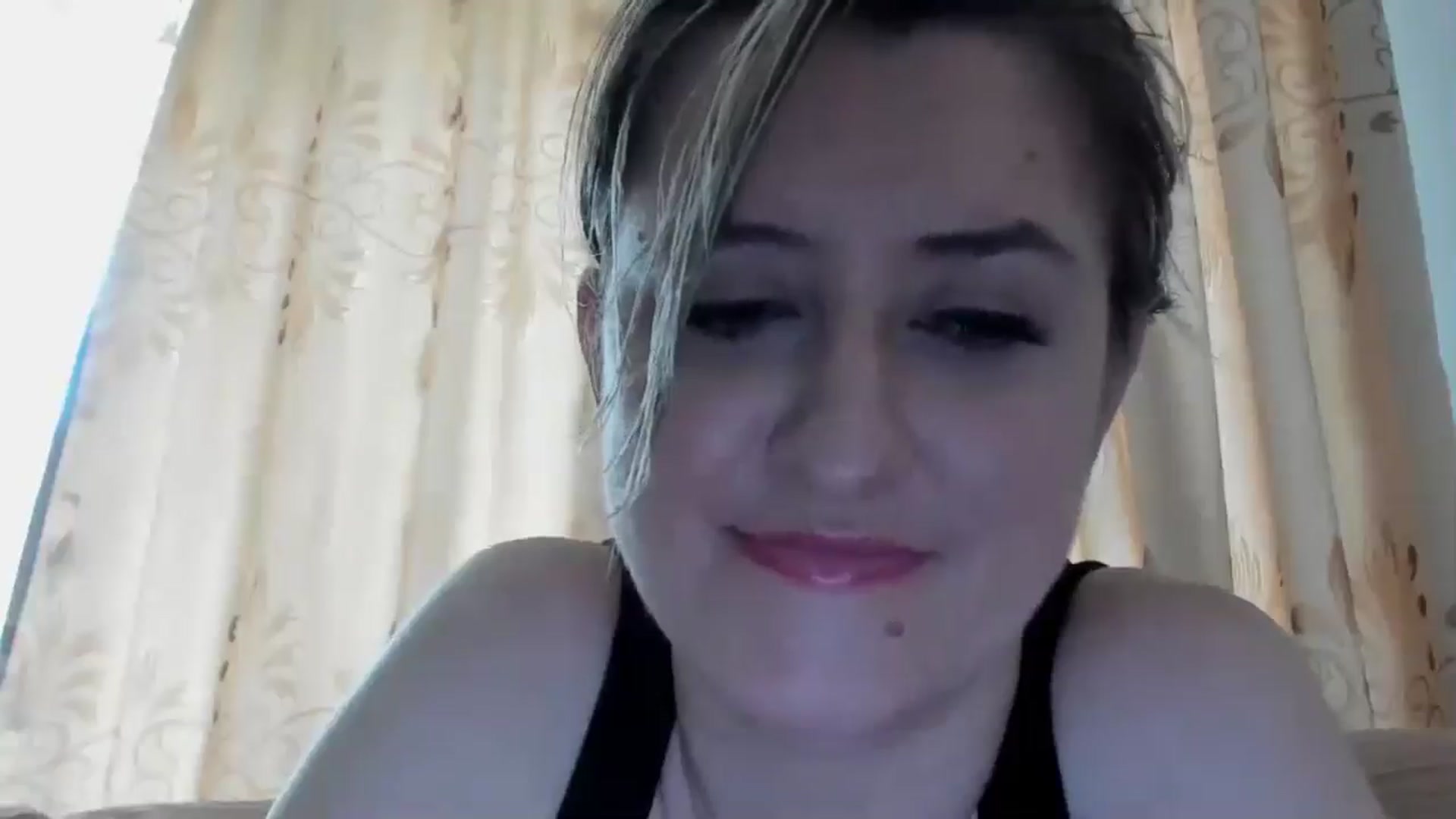 Gallery image thumbnail from BestDream's myfreecams stream on, 05/30/2024, 10:51 image 7 of 20