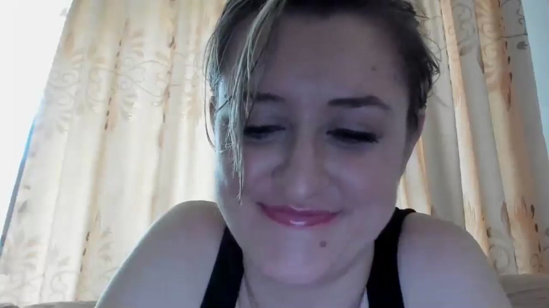 Gallery image thumbnail from BestDream's myfreecams stream on, 05/30/2024, 10:51 image 10 of 20