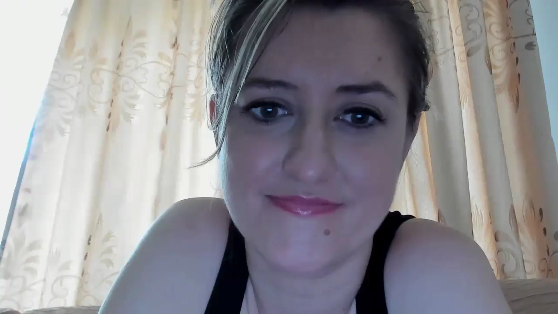 Gallery image thumbnail from BestDream's myfreecams stream on, 05/30/2024, 10:51 image 3 of 20