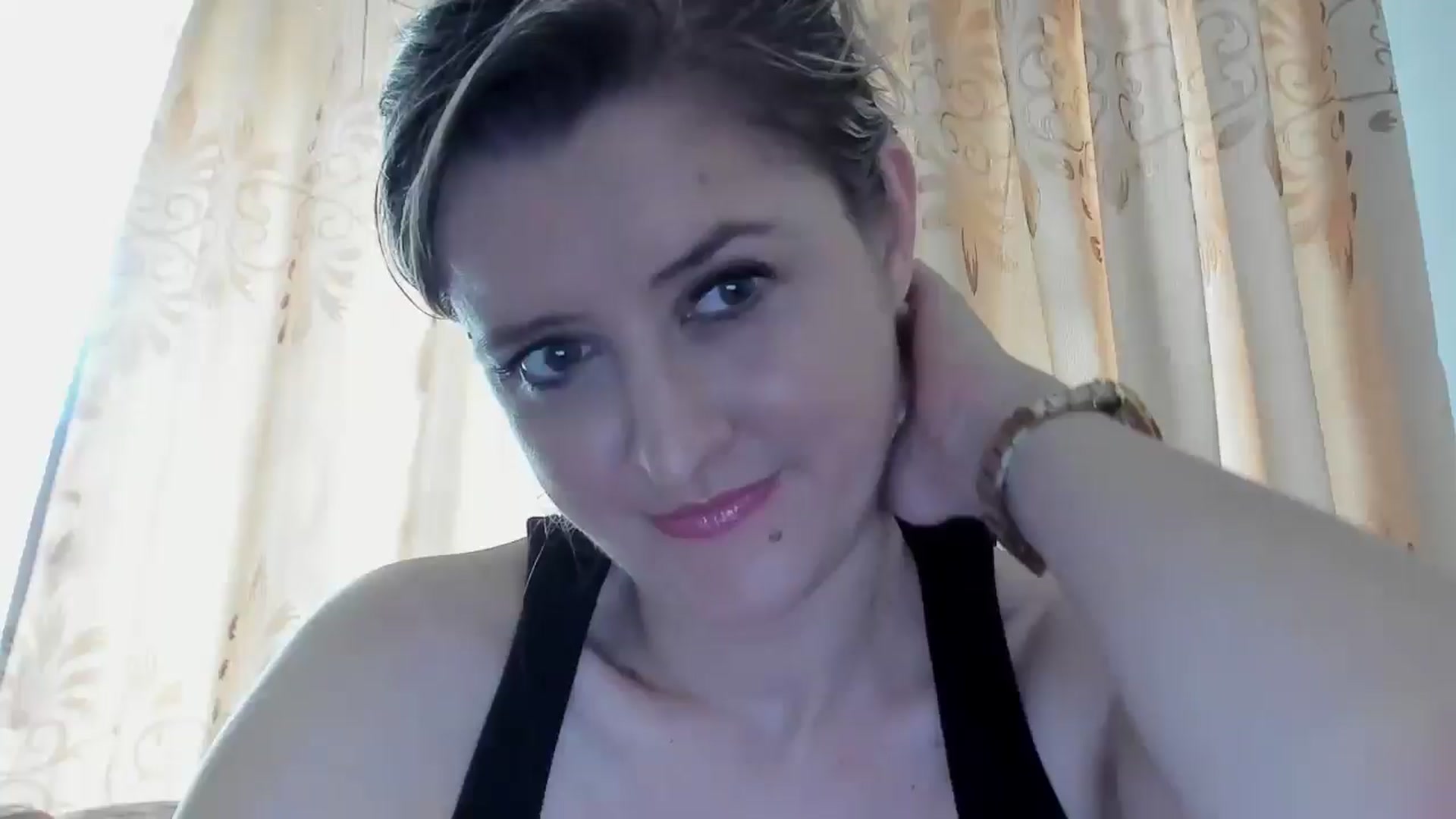 Gallery image thumbnail from BestDream's myfreecams stream on, 05/30/2024, 10:51 image 13 of 20