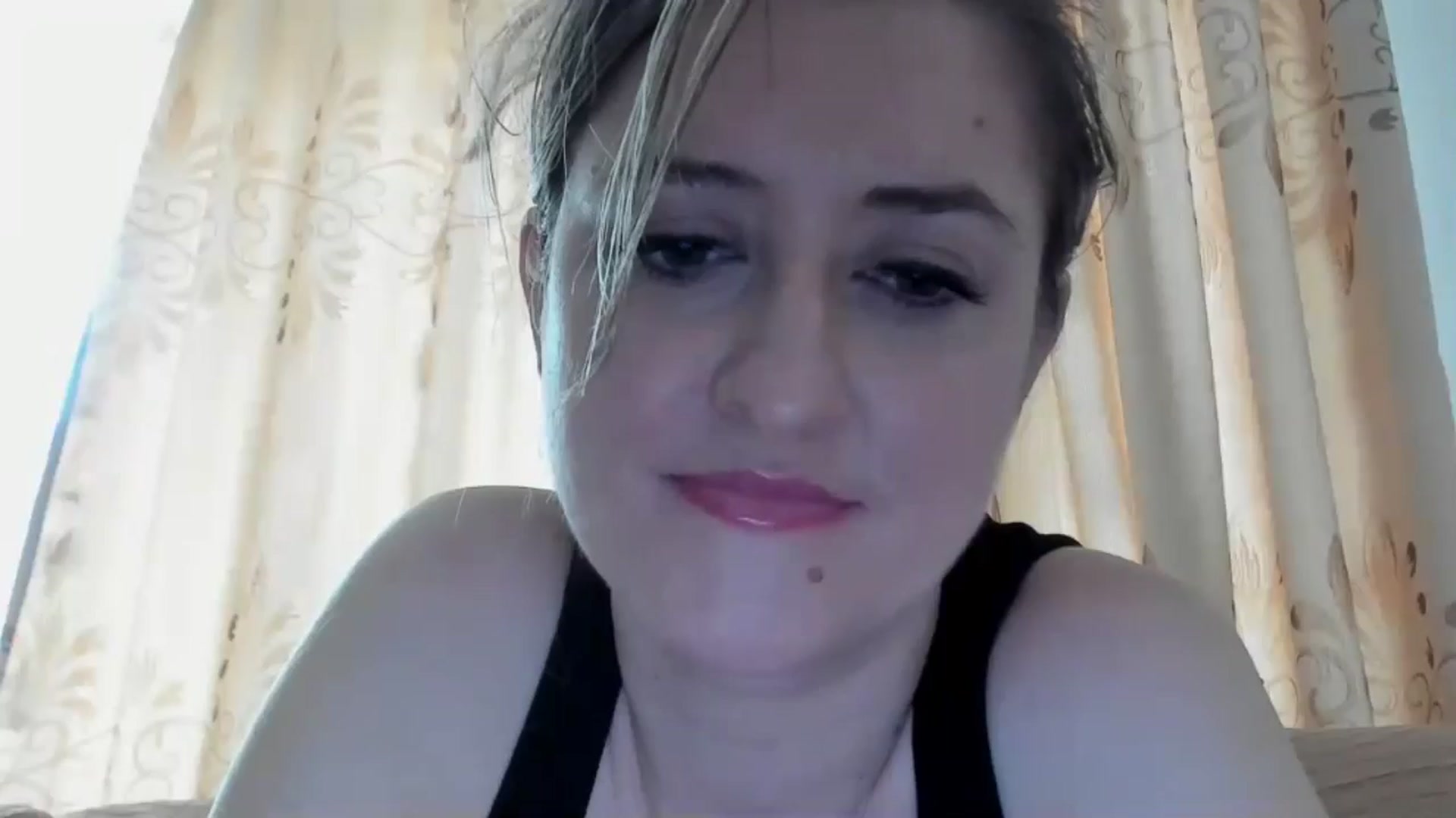 Gallery image thumbnail from BestDream's myfreecams stream on, 05/30/2024, 10:51 image 16 of 20