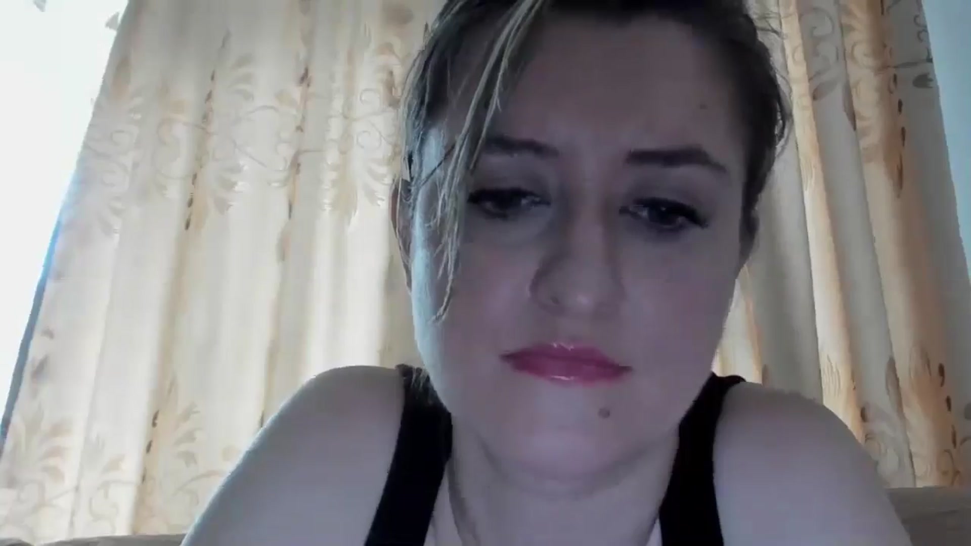 Gallery image thumbnail from BestDream's myfreecams stream on, 05/30/2024, 10:51 image 9 of 20