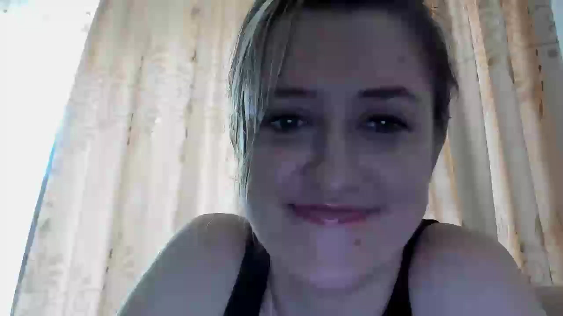 Gallery image thumbnail from BestDream's myfreecams stream on, 05/30/2024, 11:38 image 13 of 20