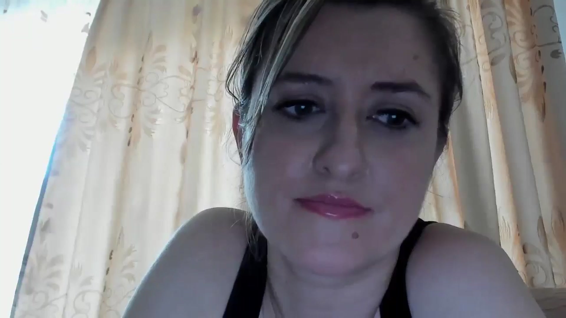 Gallery image thumbnail from BestDream's myfreecams stream on, 05/30/2024, 11:38 image 8 of 20