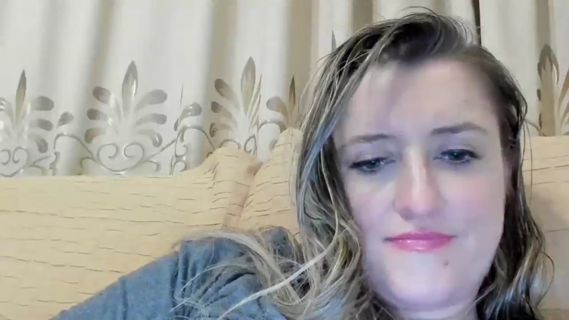 Gallery image thumbnail from BestDream's myfreecams stream on, 05/30/2024, 23:50 image 9 of 20