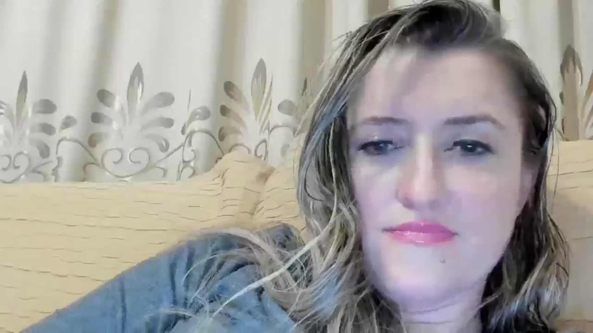 Gallery image thumbnail from BestDream's myfreecams stream on, 05/30/2024, 23:50 image 5 of 20
