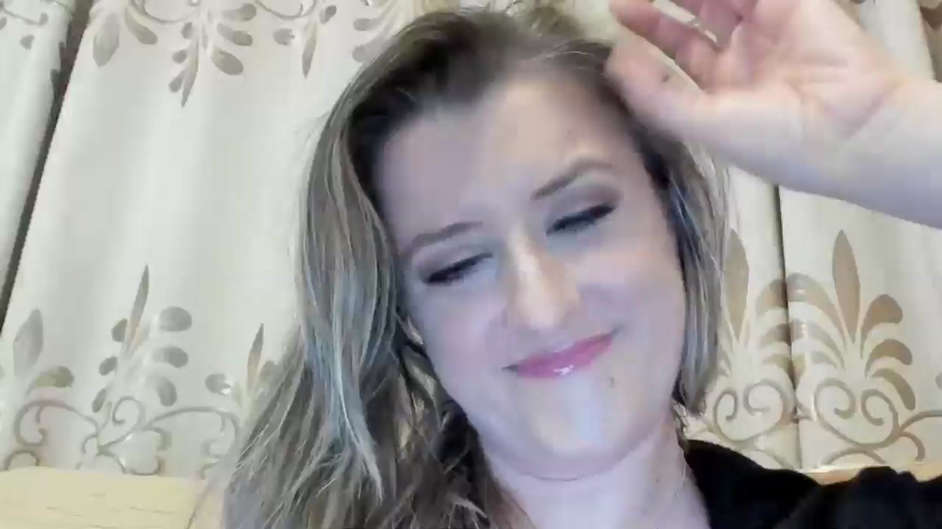 Gallery image thumbnail from BestDream's myfreecams stream on, 06/01/2024, 23:15 image 20 of 20