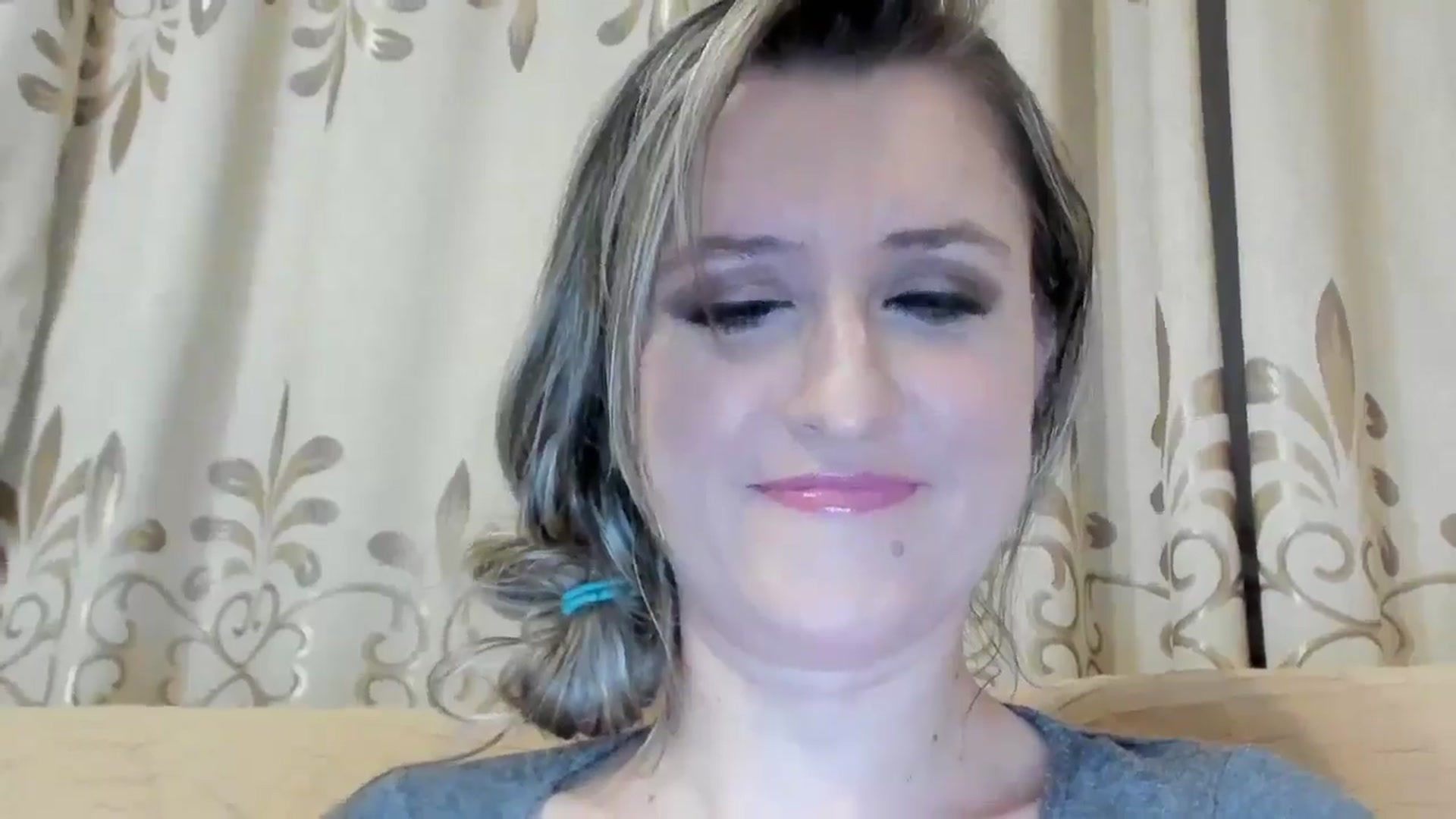 Gallery image thumbnail from BestDream's myfreecams stream on, 06/02/2024, 21:59 image 15 of 20