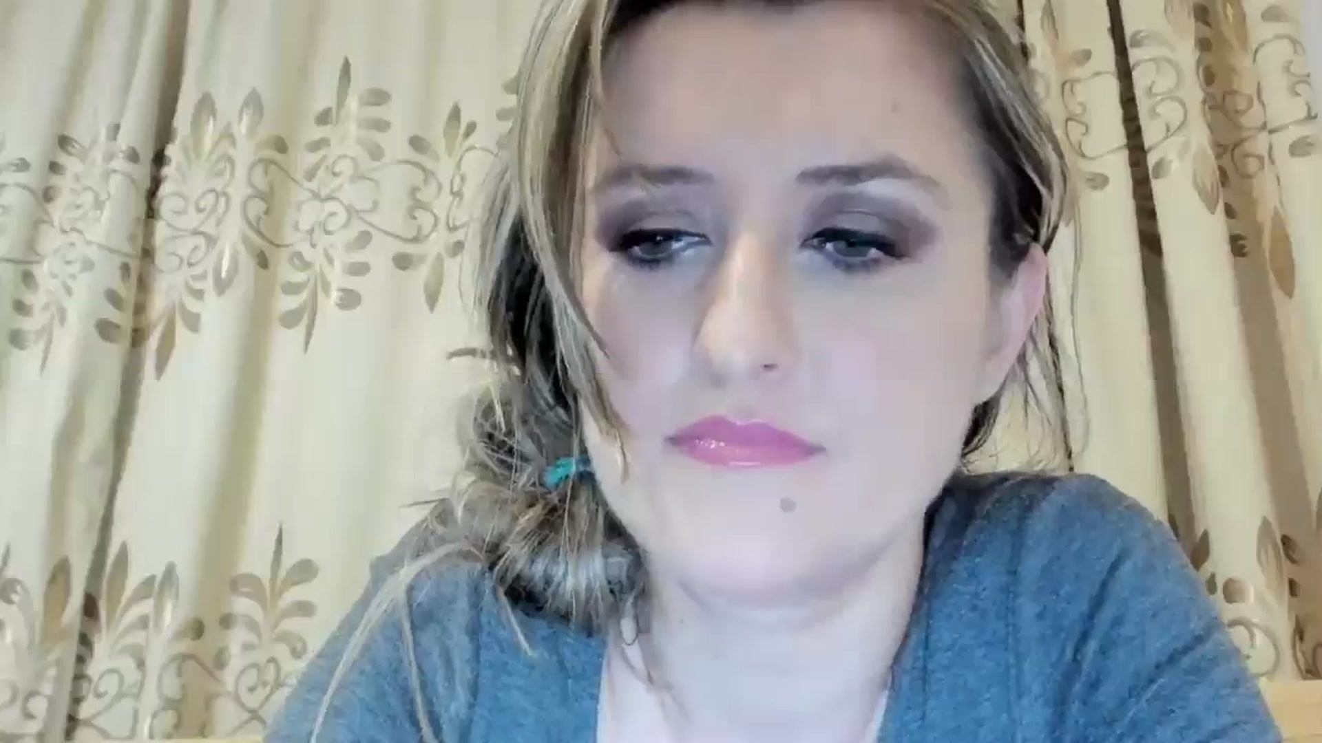 Gallery image thumbnail from BestDream's myfreecams stream on, 06/02/2024, 21:59 image 9 of 20