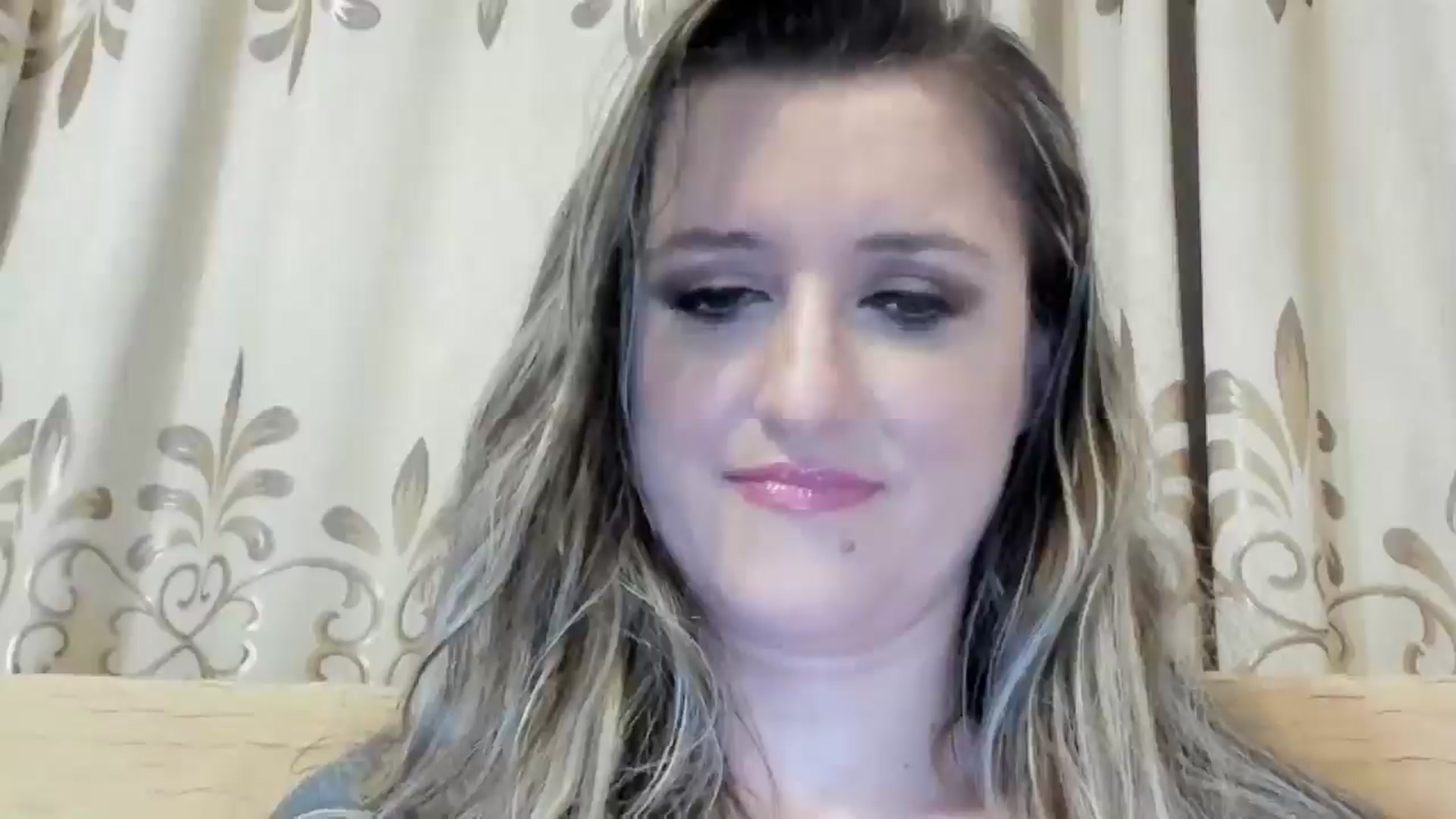 Gallery image thumbnail from BestDream's myfreecams stream on, 06/02/2024, 23:35 image 5 of 20
