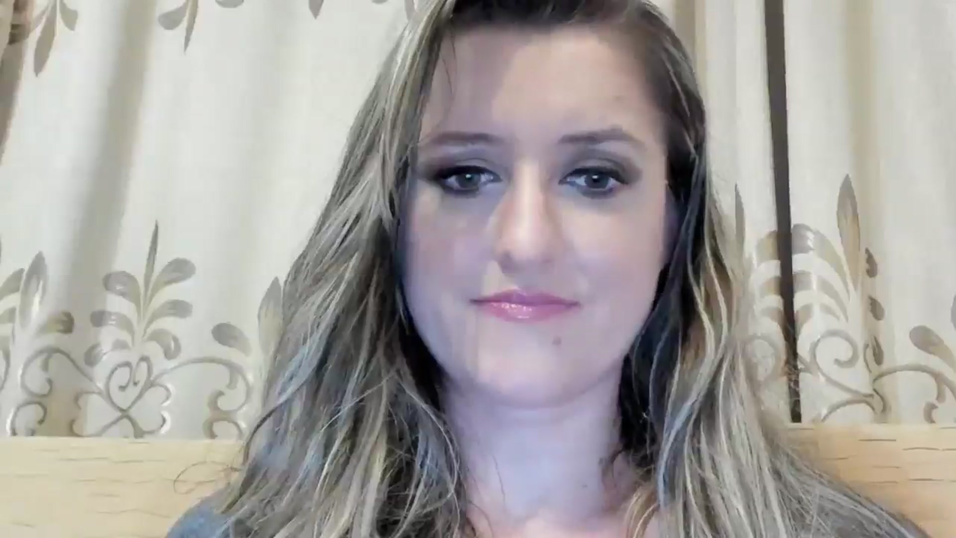 Gallery image thumbnail from BestDream's myfreecams stream on, 06/02/2024, 23:35 image 15 of 20