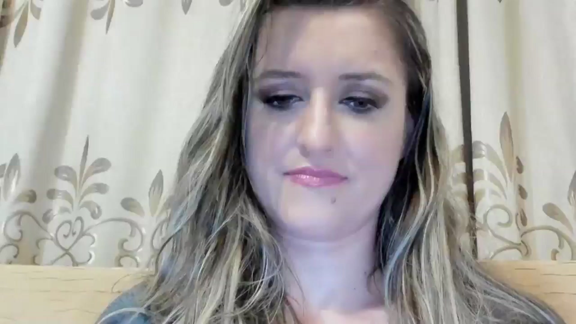 Gallery image thumbnail from BestDream's myfreecams stream on, 06/02/2024, 23:35 image 1 of 20