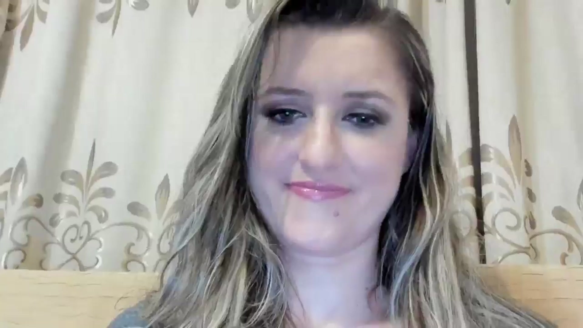 Gallery image thumbnail from BestDream's myfreecams stream on, 06/02/2024, 23:35 image 8 of 20