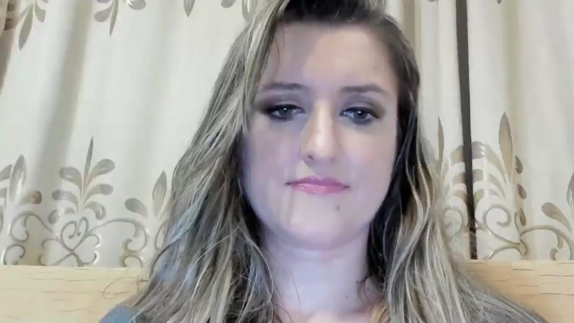 Gallery image thumbnail from BestDream's myfreecams stream on, 06/02/2024, 23:35 image 18 of 20