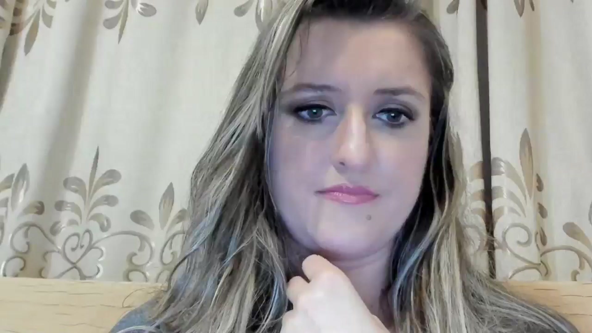 Gallery image thumbnail from BestDream's myfreecams stream on, 06/02/2024, 23:35 image 2 of 20
