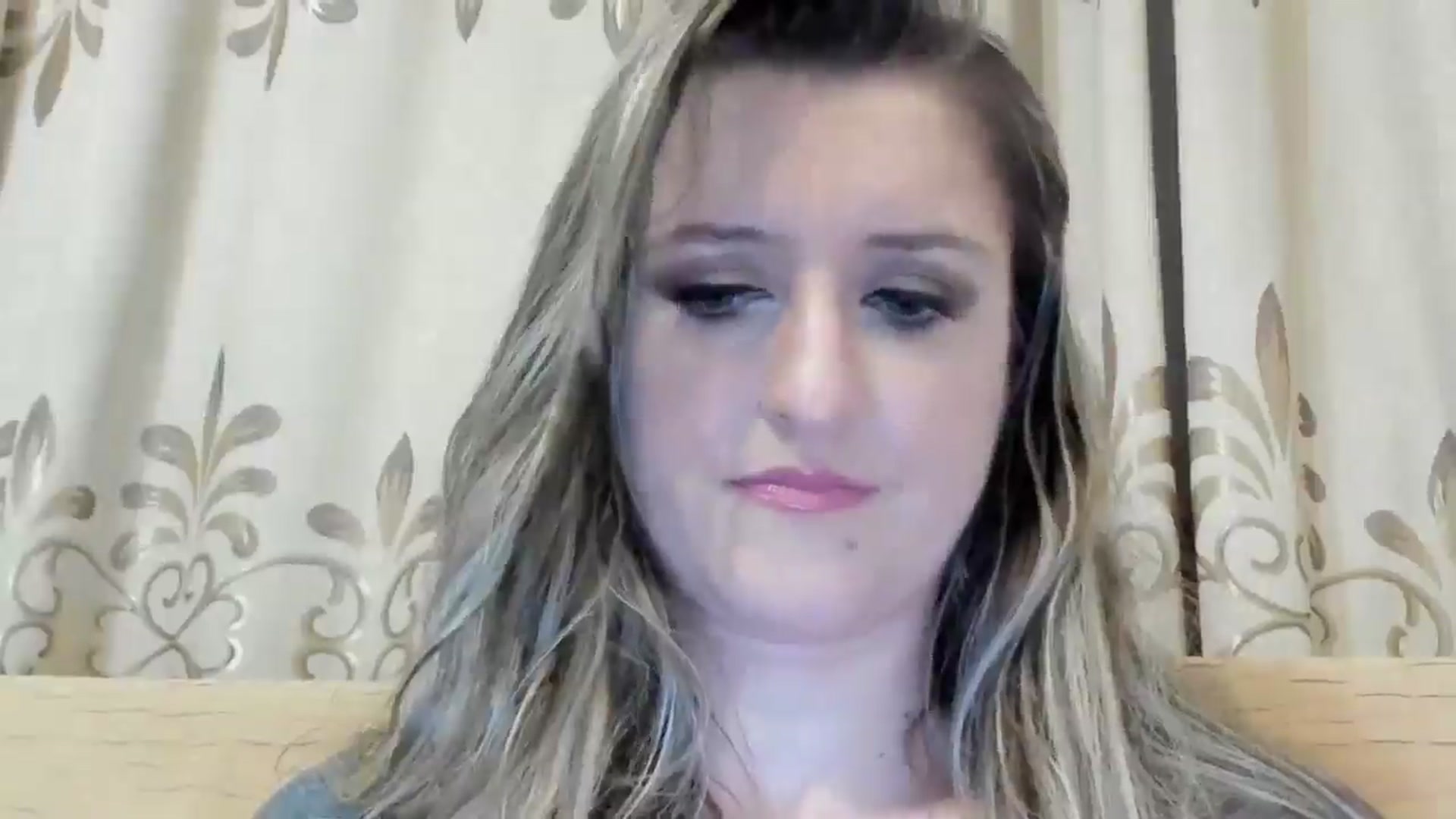 Gallery image thumbnail from BestDream's myfreecams stream on, 06/02/2024, 23:35 image 9 of 20