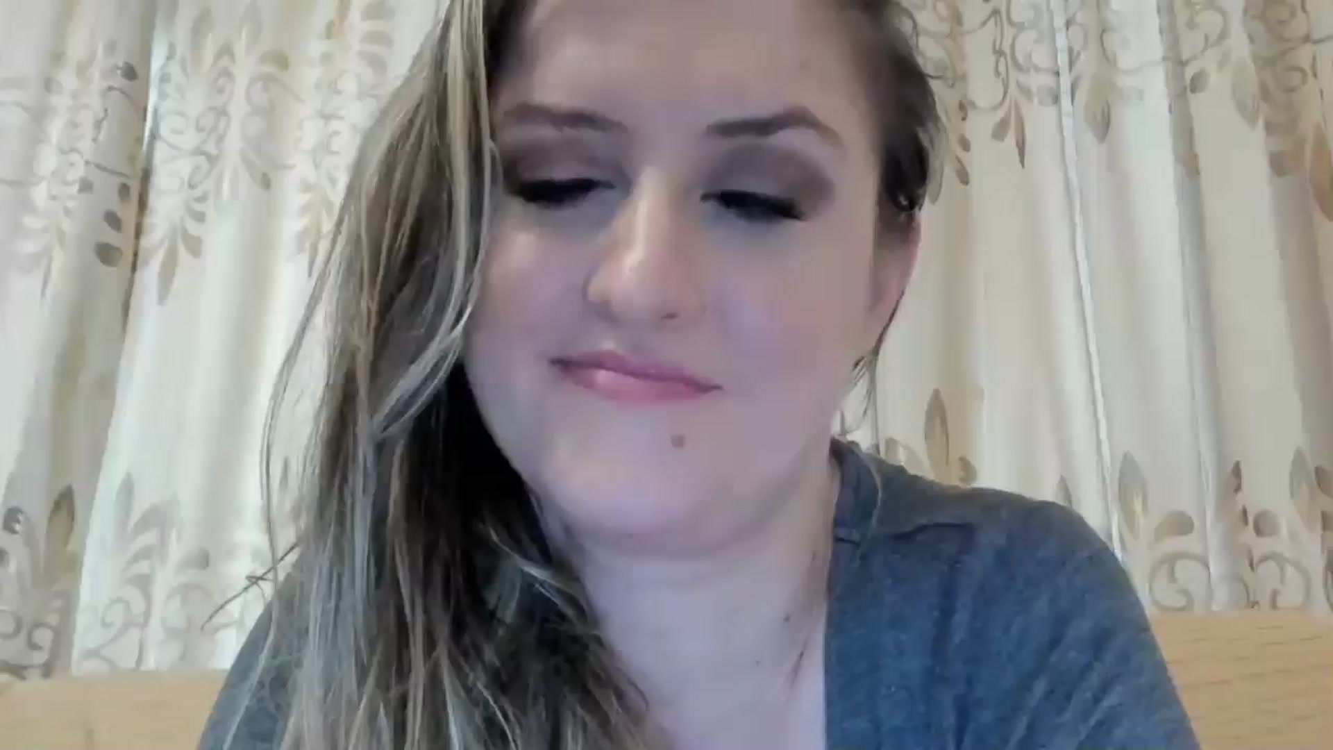 Gallery image thumbnail from BestDream's myfreecams stream on, 06/03/2024, 04:03 image 17 of 20