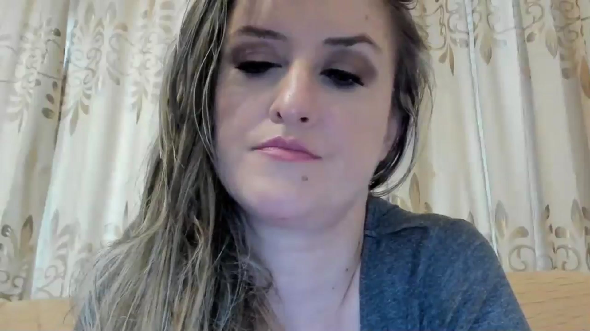 Gallery image thumbnail from BestDream's myfreecams stream on, 06/03/2024, 04:03 image 10 of 20