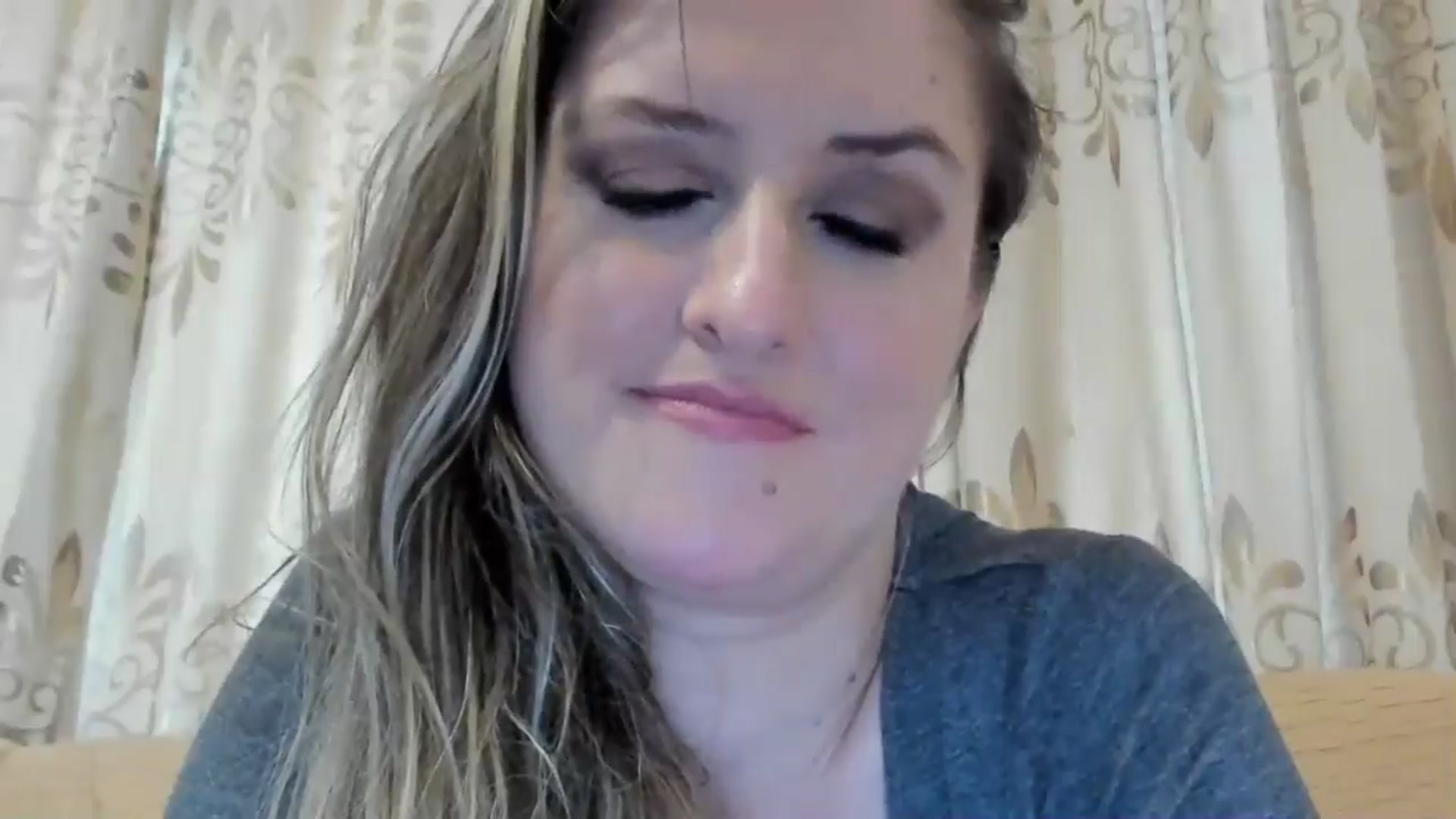Gallery image thumbnail from BestDream's myfreecams stream on, 06/03/2024, 04:03 image 18 of 20