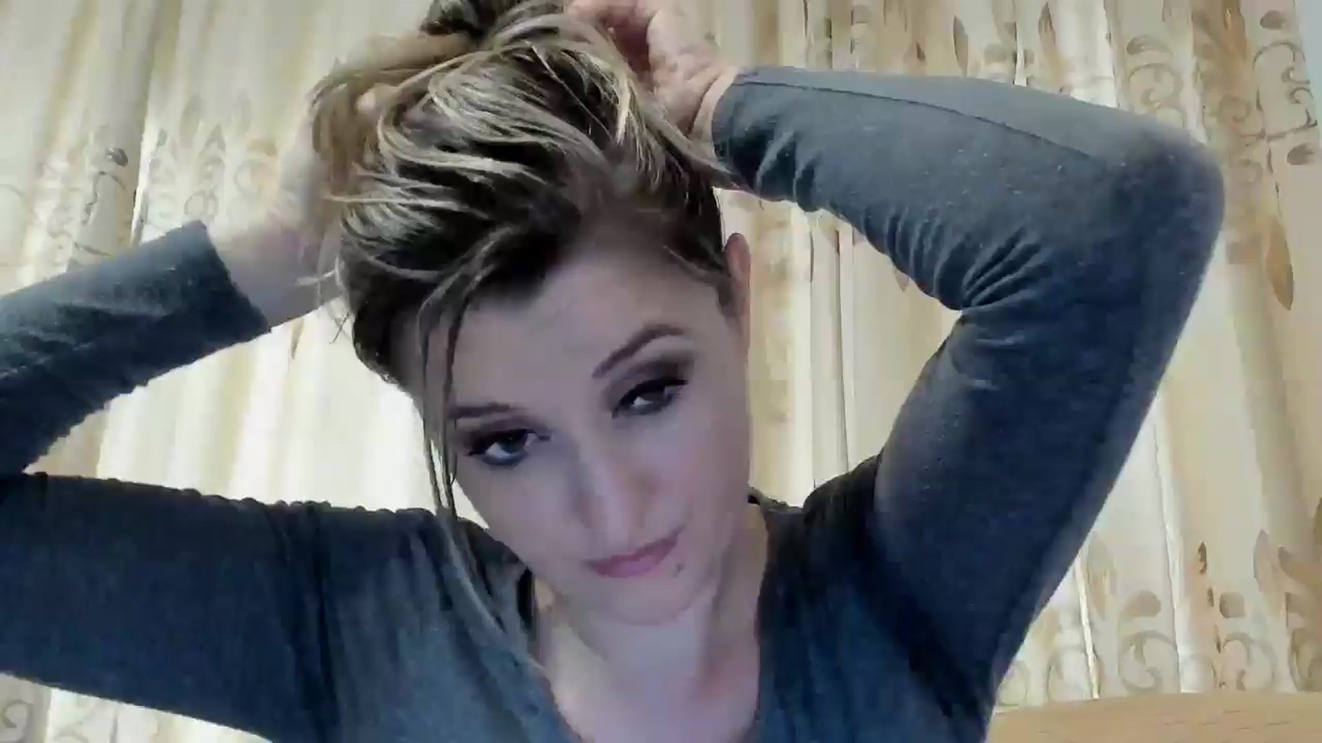 Gallery image thumbnail from BestDream's myfreecams stream on, 06/03/2024, 04:50 image 6 of 20
