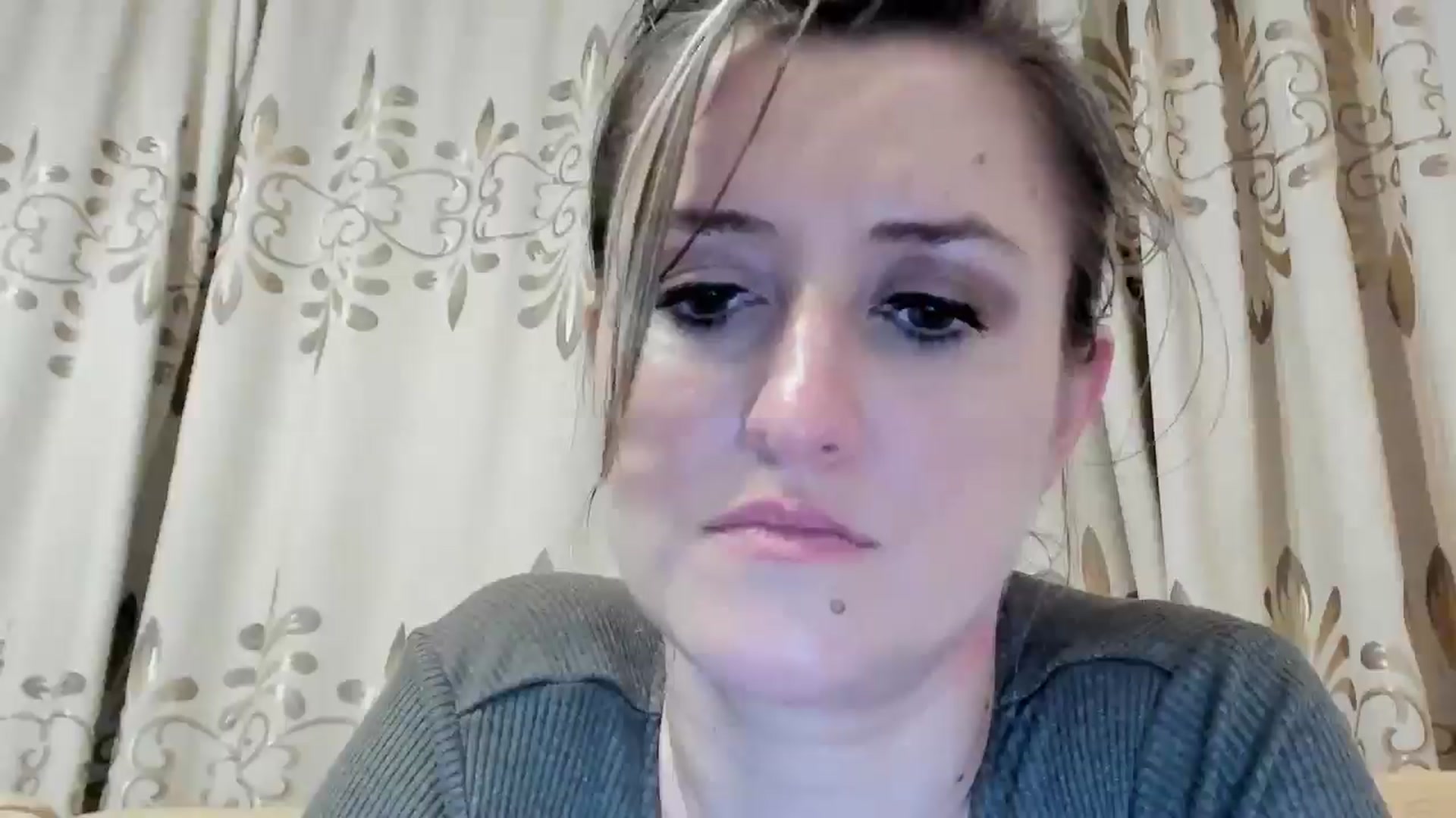 Gallery image thumbnail from BestDream's myfreecams stream on, 06/03/2024, 22:54 image 16 of 20