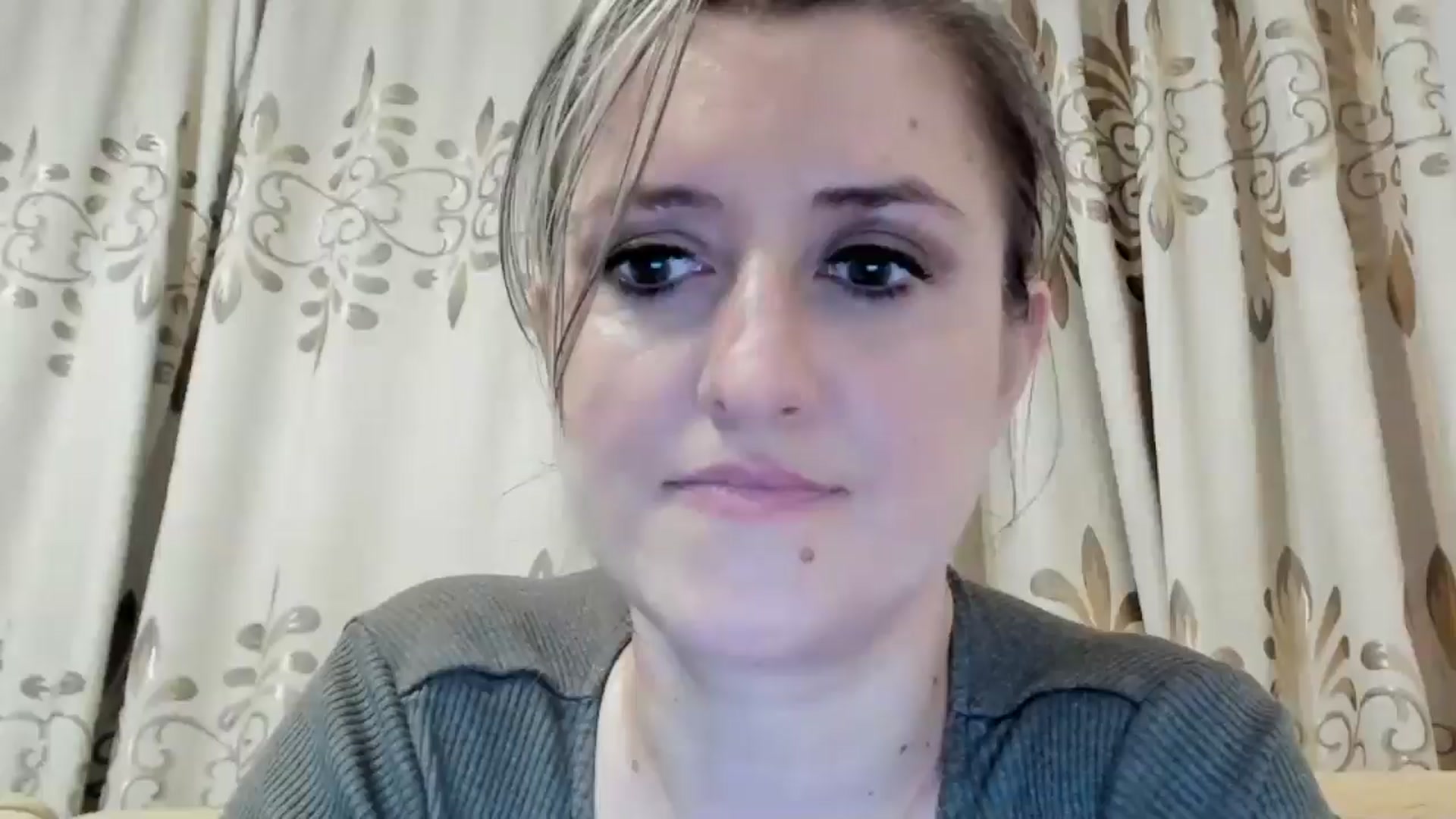 Gallery image thumbnail from BestDream's myfreecams stream on, 06/03/2024, 23:18 image 15 of 20