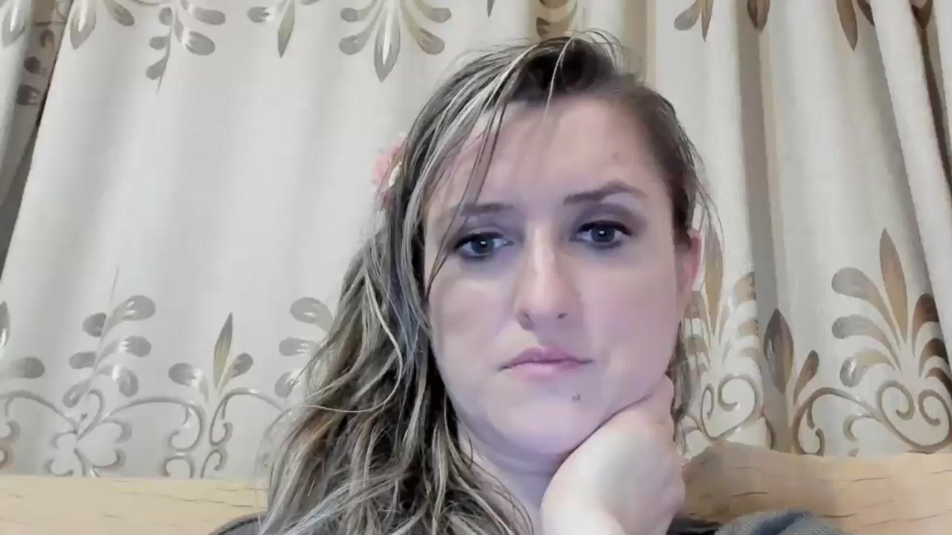 Gallery image thumbnail from BestDream's myfreecams stream on, 06/03/2024, 23:50 image 1 of 20