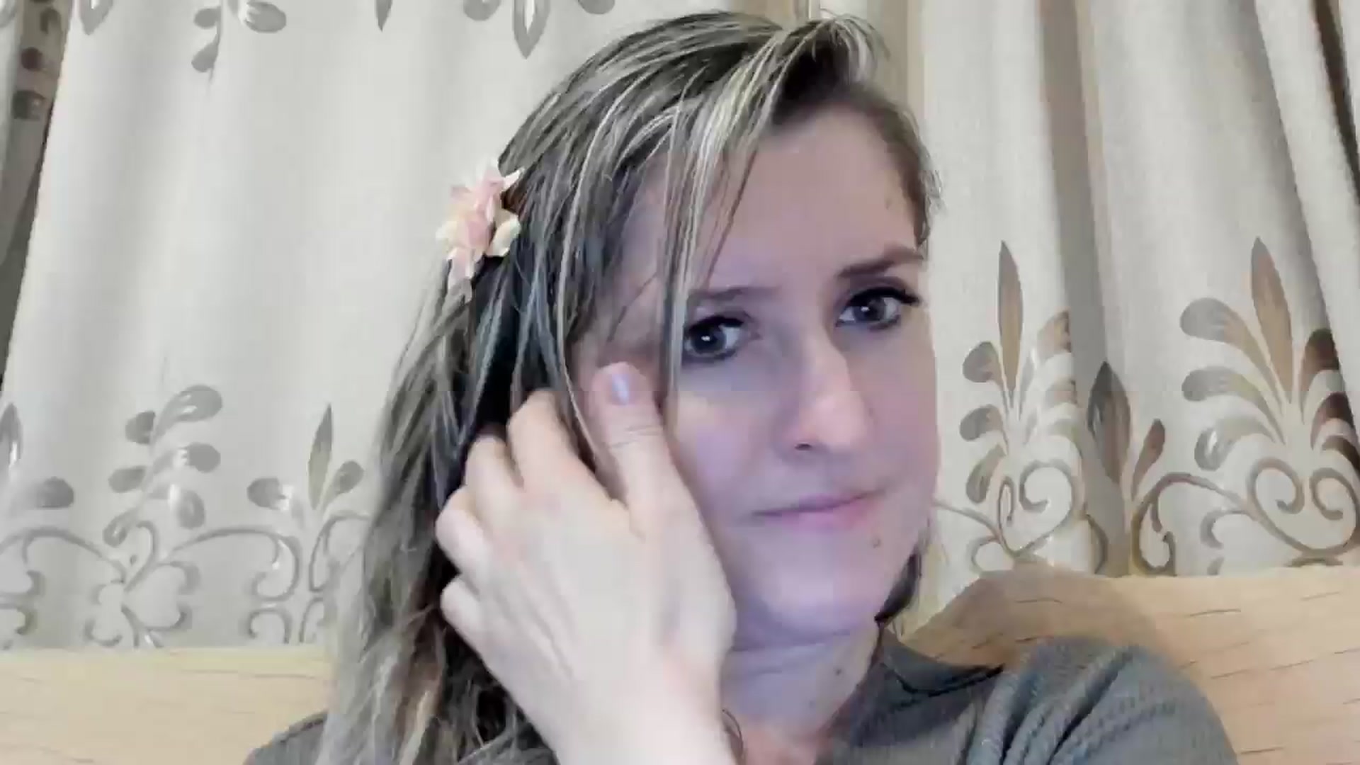 Gallery image thumbnail from BestDream's myfreecams stream on, 06/03/2024, 23:50 image 15 of 20