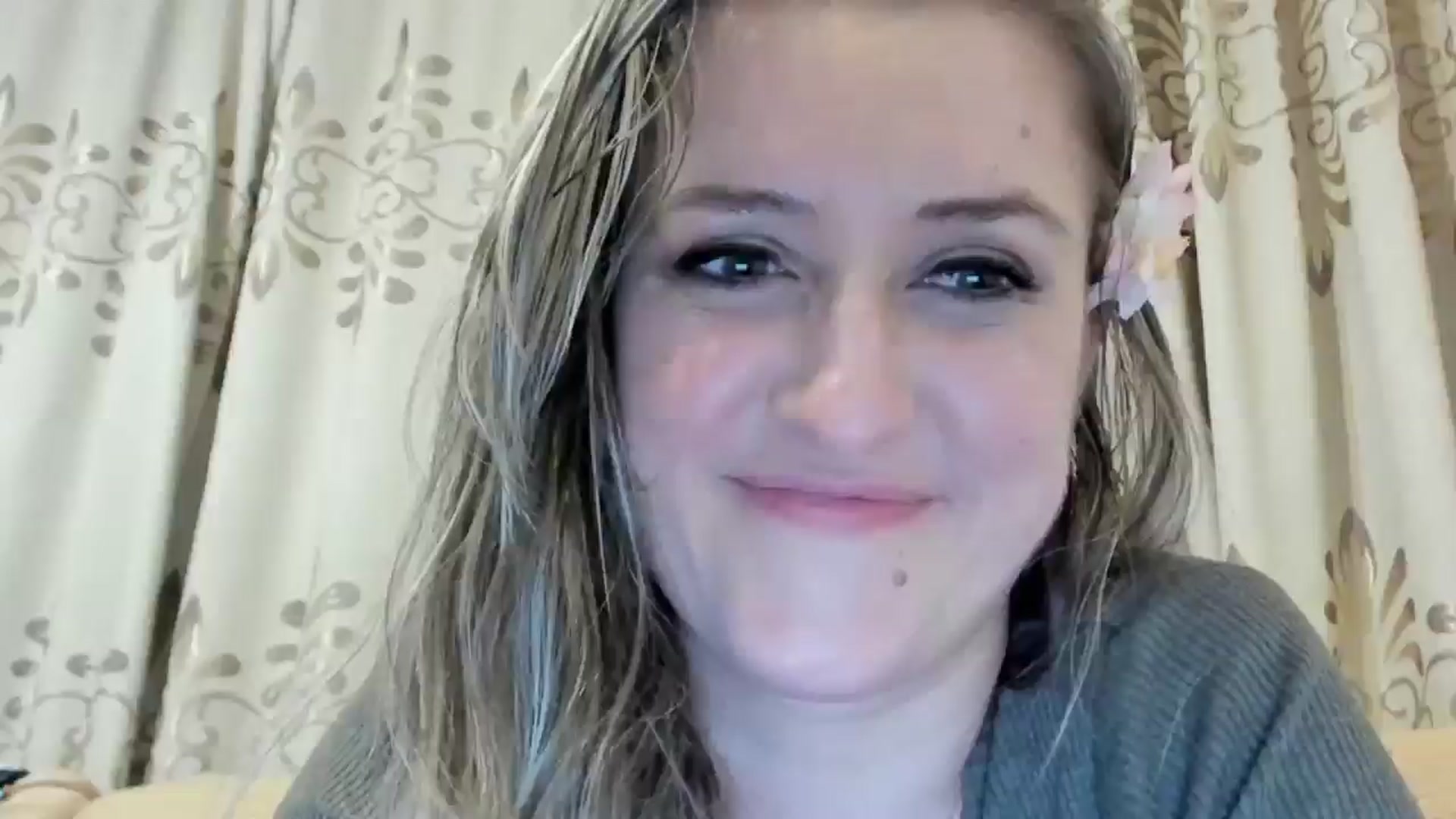 Gallery image thumbnail from BestDream's myfreecams stream on, 06/04/2024, 01:11 image 3 of 20