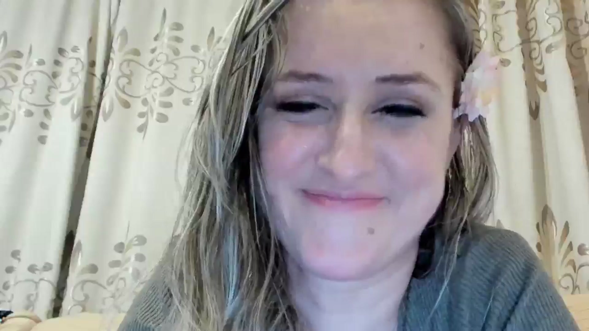 Gallery image thumbnail from BestDream's myfreecams stream on, 06/04/2024, 01:11 image 6 of 20