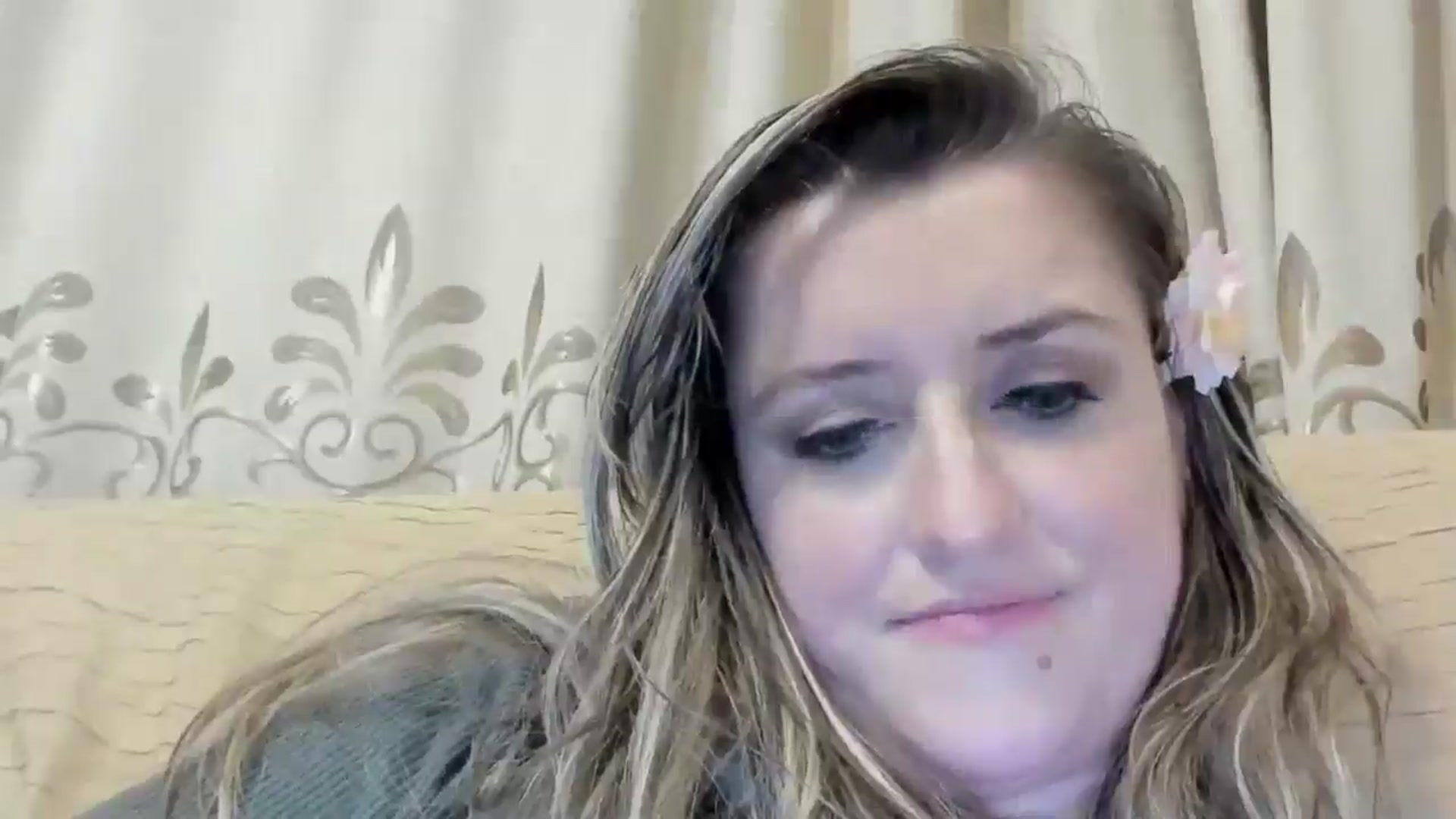 Gallery image thumbnail from BestDream's myfreecams stream on, 06/04/2024, 02:09 image 3 of 20
