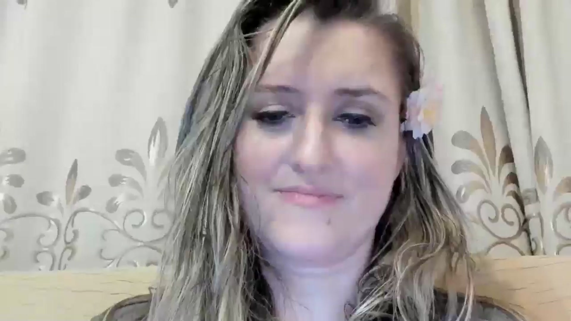 Gallery image thumbnail from BestDream's myfreecams stream on, 06/04/2024, 02:09 image 4 of 20