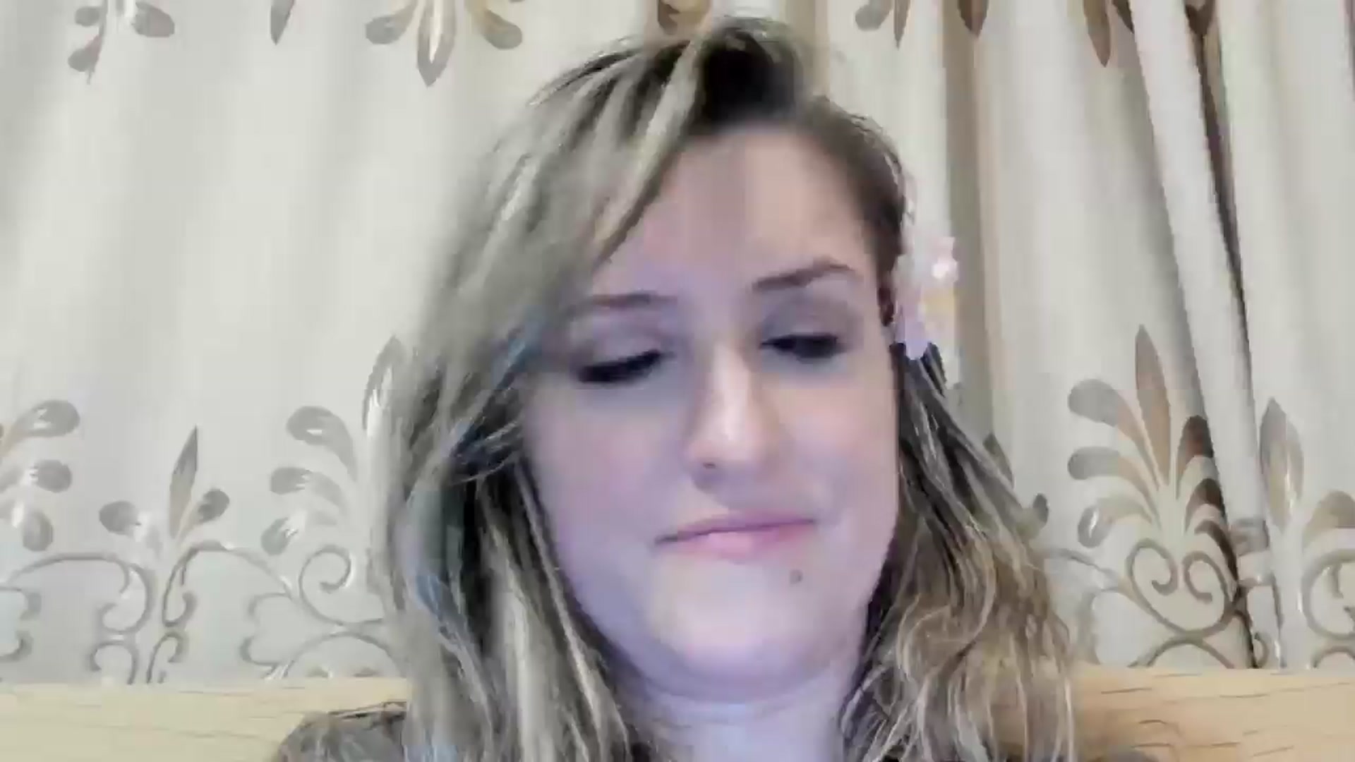 Gallery image thumbnail from BestDream's myfreecams stream on, 06/04/2024, 02:09 image 11 of 20