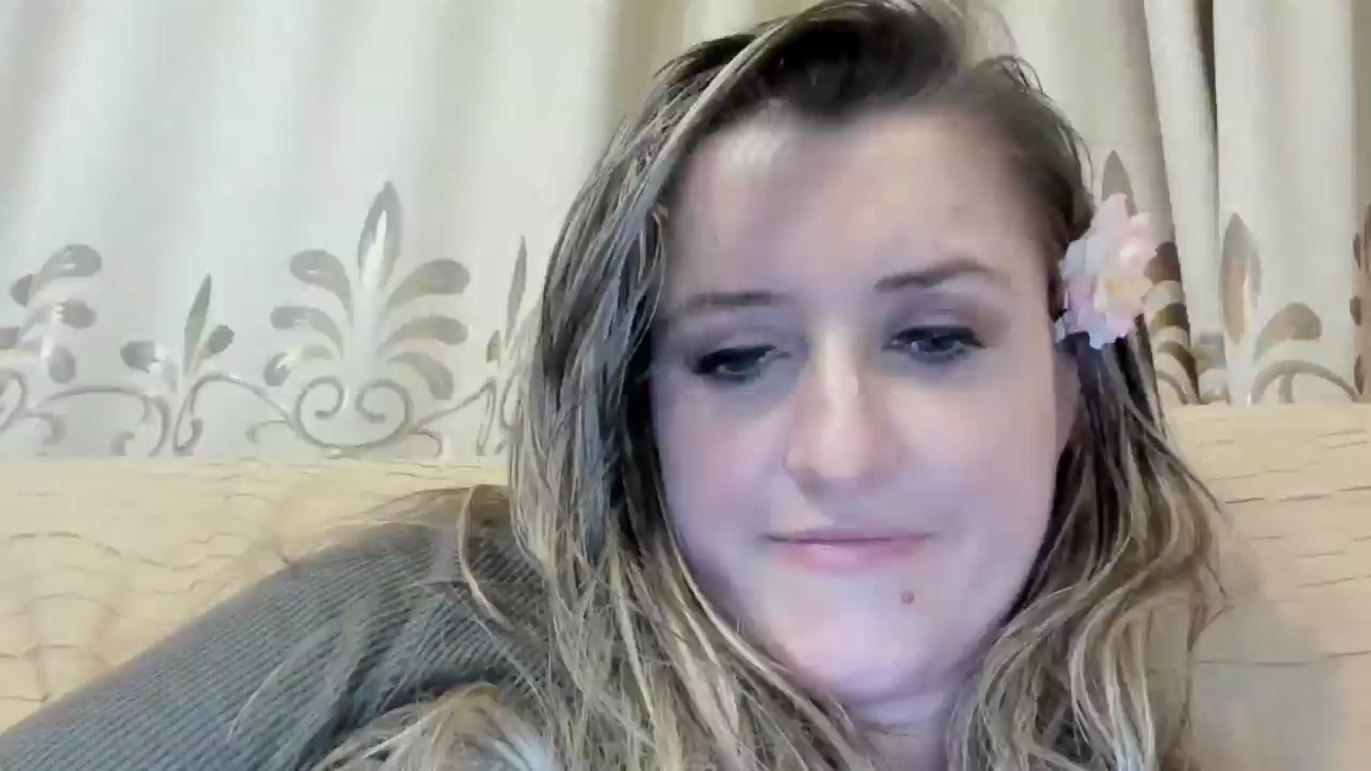 Gallery image thumbnail from BestDream's myfreecams stream on, 06/04/2024, 02:09 image 1 of 20