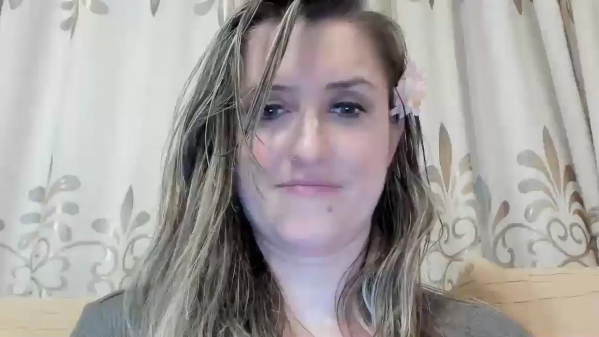 Gallery image thumbnail from BestDream's myfreecams stream on, 06/04/2024, 02:49 image 17 of 20