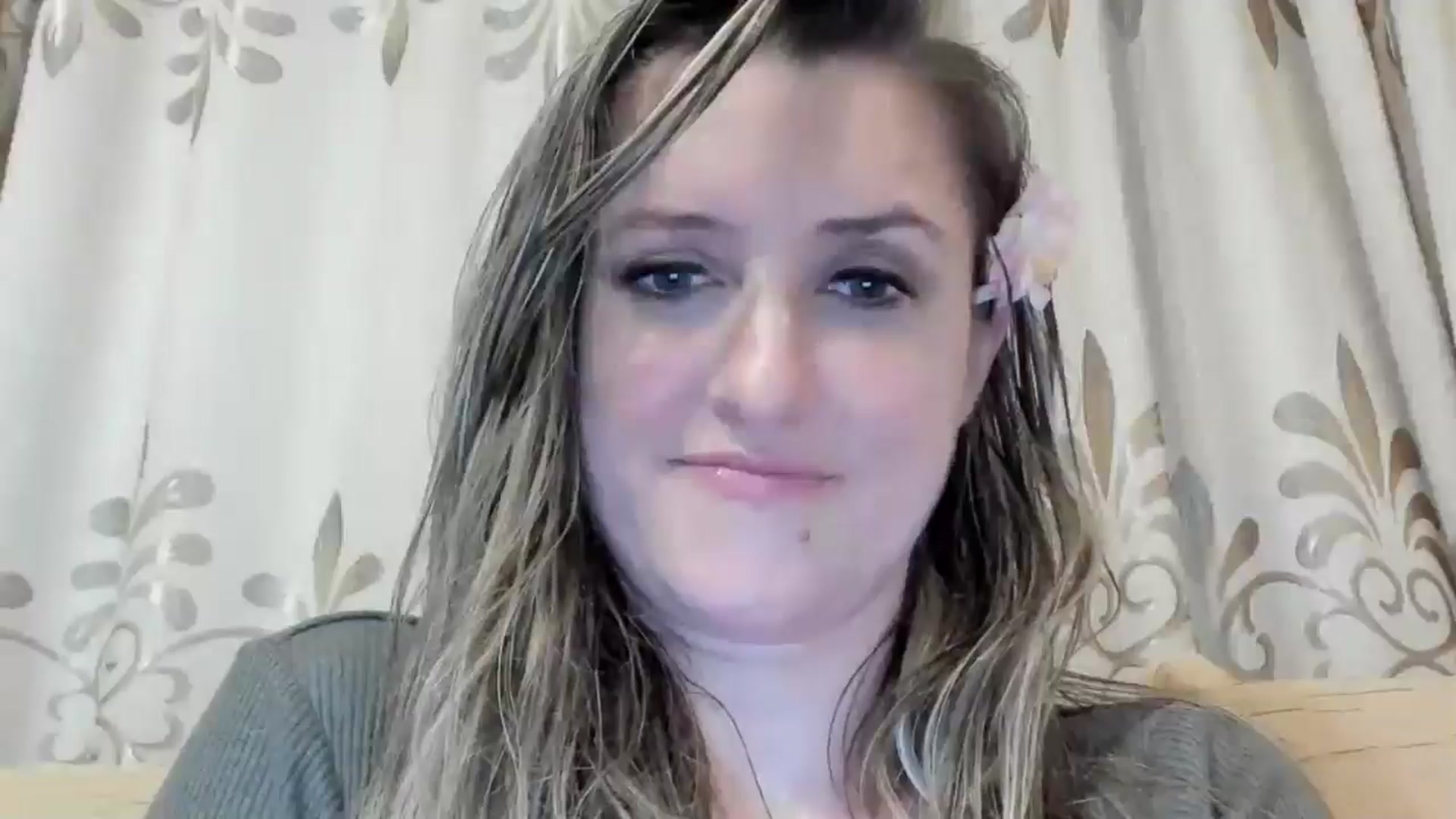 Gallery image thumbnail from BestDream's myfreecams stream on, 06/04/2024, 02:49 image 15 of 20