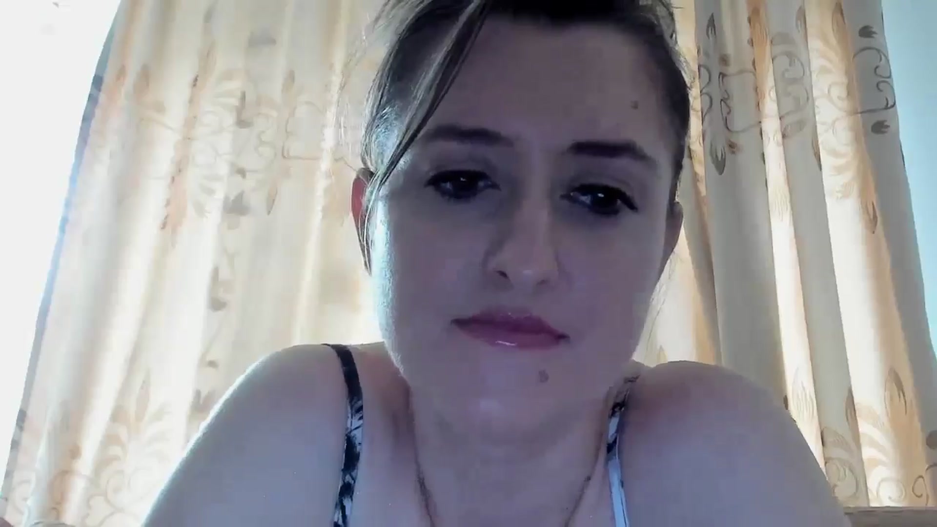 Gallery image thumbnail from BestDream's myfreecams stream on, 06/04/2024, 13:48 image 10 of 20
