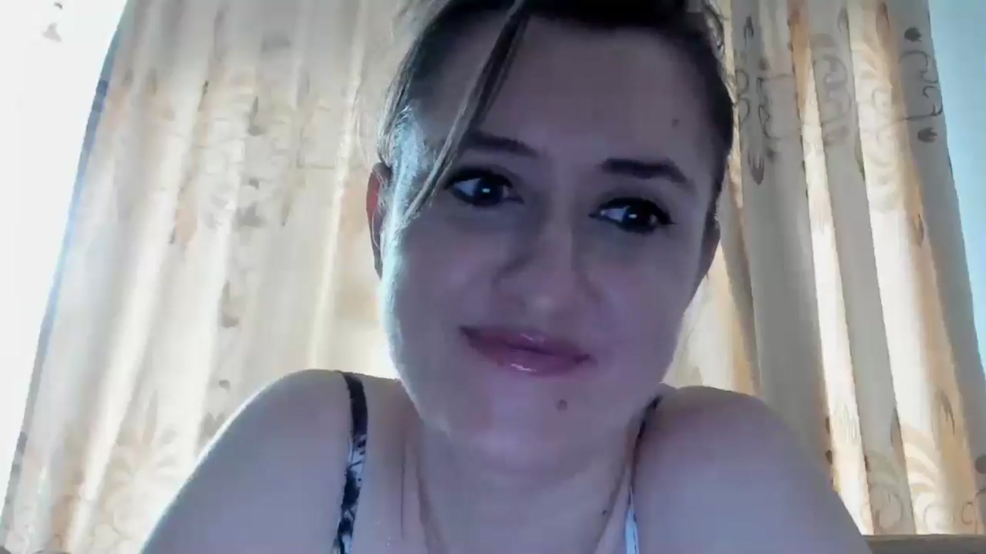 Gallery image thumbnail from BestDream's myfreecams stream on, 06/04/2024, 13:48 image 17 of 20