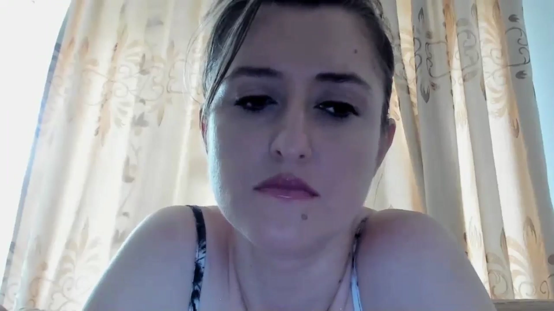 Gallery image thumbnail from BestDream's myfreecams stream on, 06/04/2024, 13:48 image 7 of 20