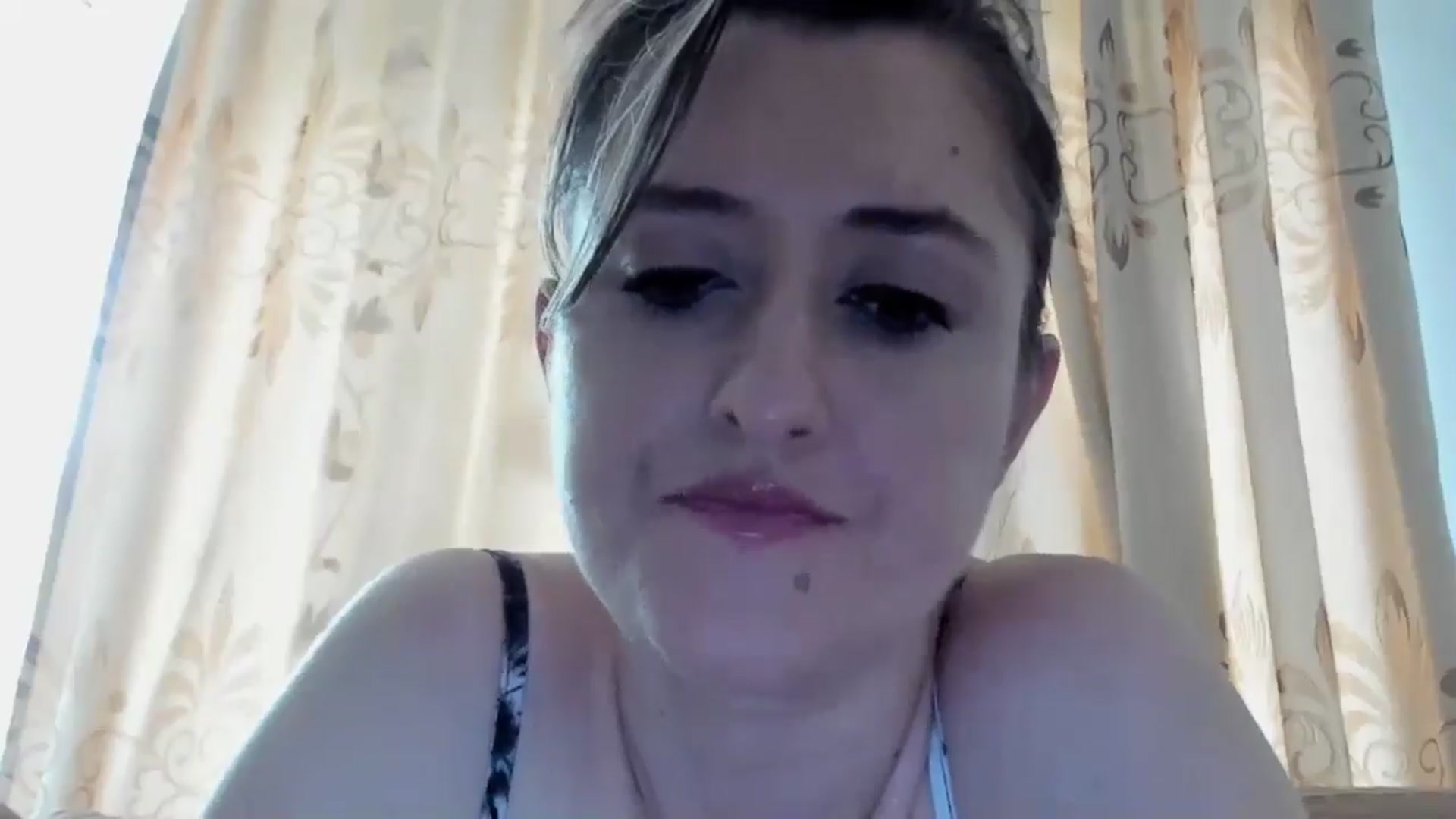 Gallery image thumbnail from BestDream's myfreecams stream on, 06/04/2024, 13:48 image 5 of 20