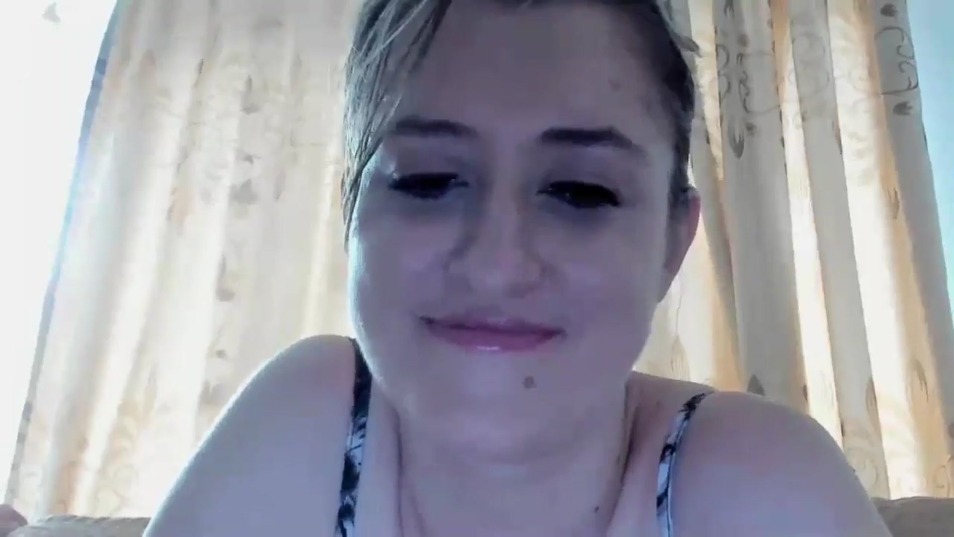 Gallery image thumbnail from BestDream's myfreecams stream on, 06/04/2024, 14:59 image 4 of 20