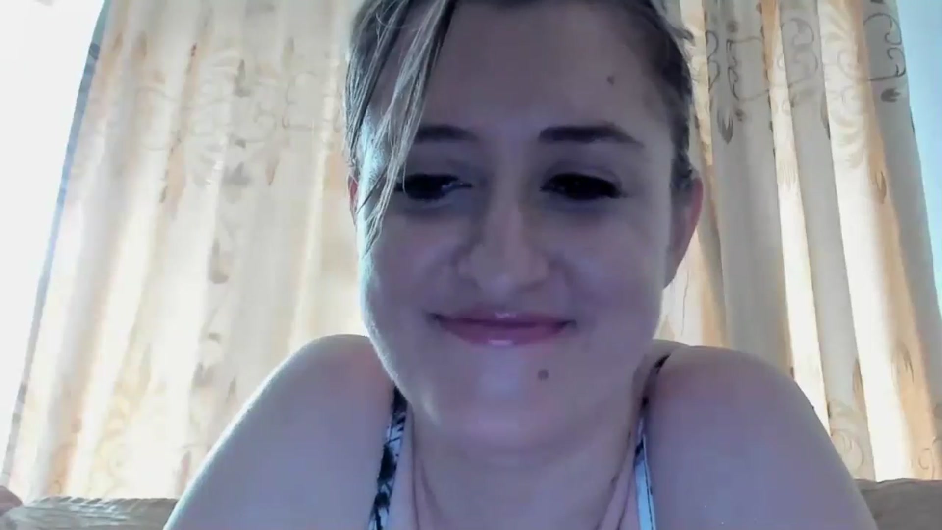Gallery image thumbnail from BestDream's myfreecams stream on, 06/04/2024, 14:59 image 12 of 20