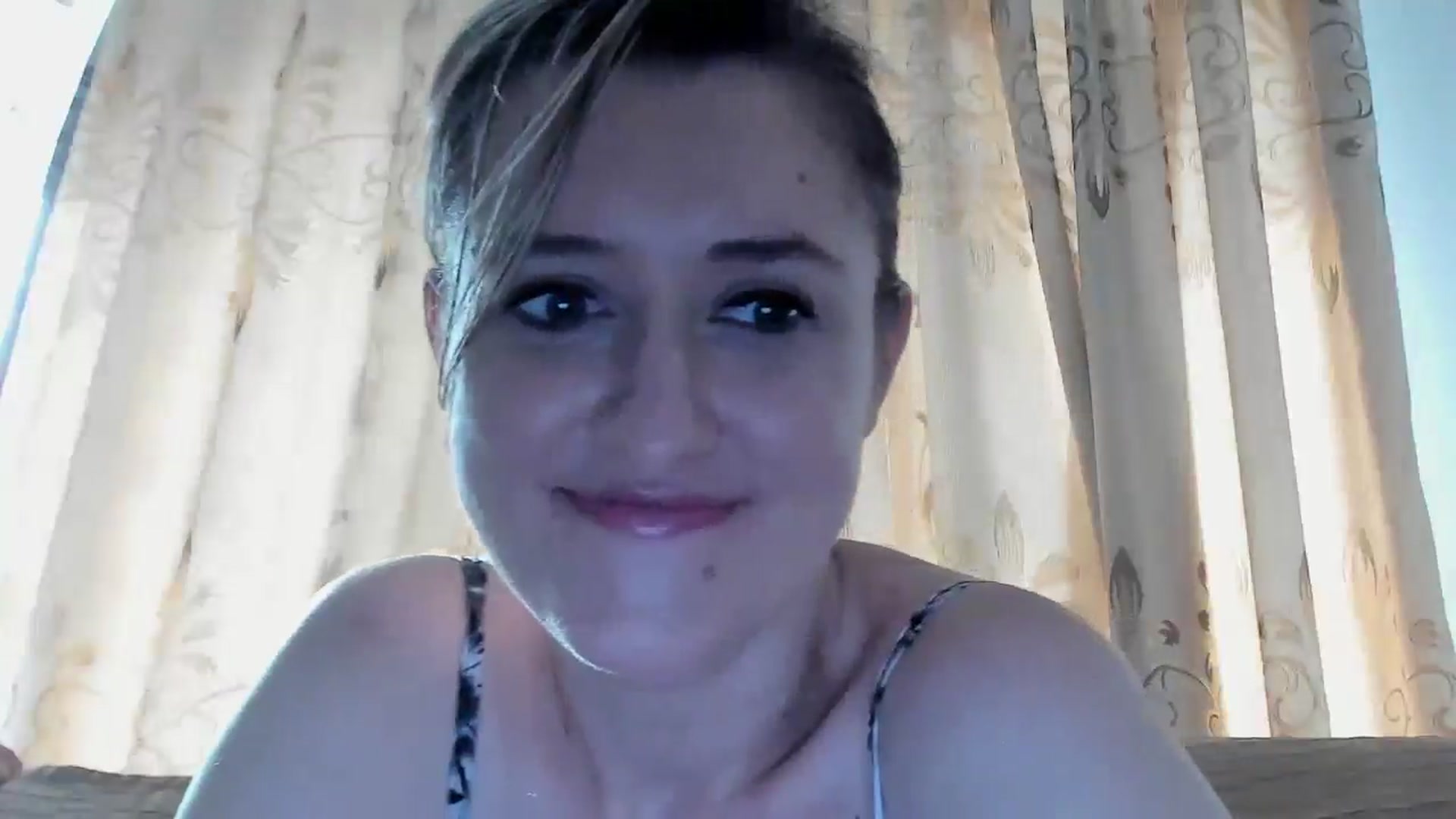 Gallery image thumbnail from BestDream's myfreecams stream on, 06/04/2024, 15:25 image 4 of 20