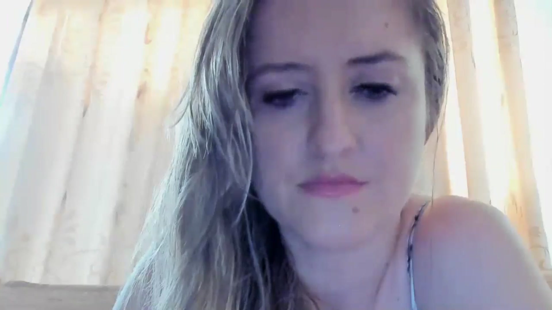 Gallery image thumbnail from BestDream's myfreecams stream on, 06/04/2024, 16:00 image 19 of 20