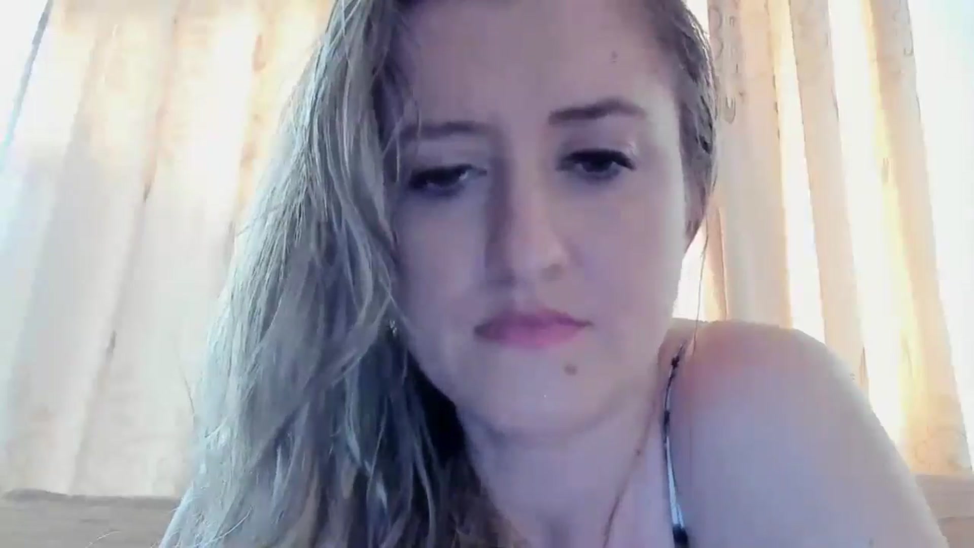 Gallery image thumbnail from BestDream's myfreecams stream on, 06/04/2024, 16:00 image 9 of 20