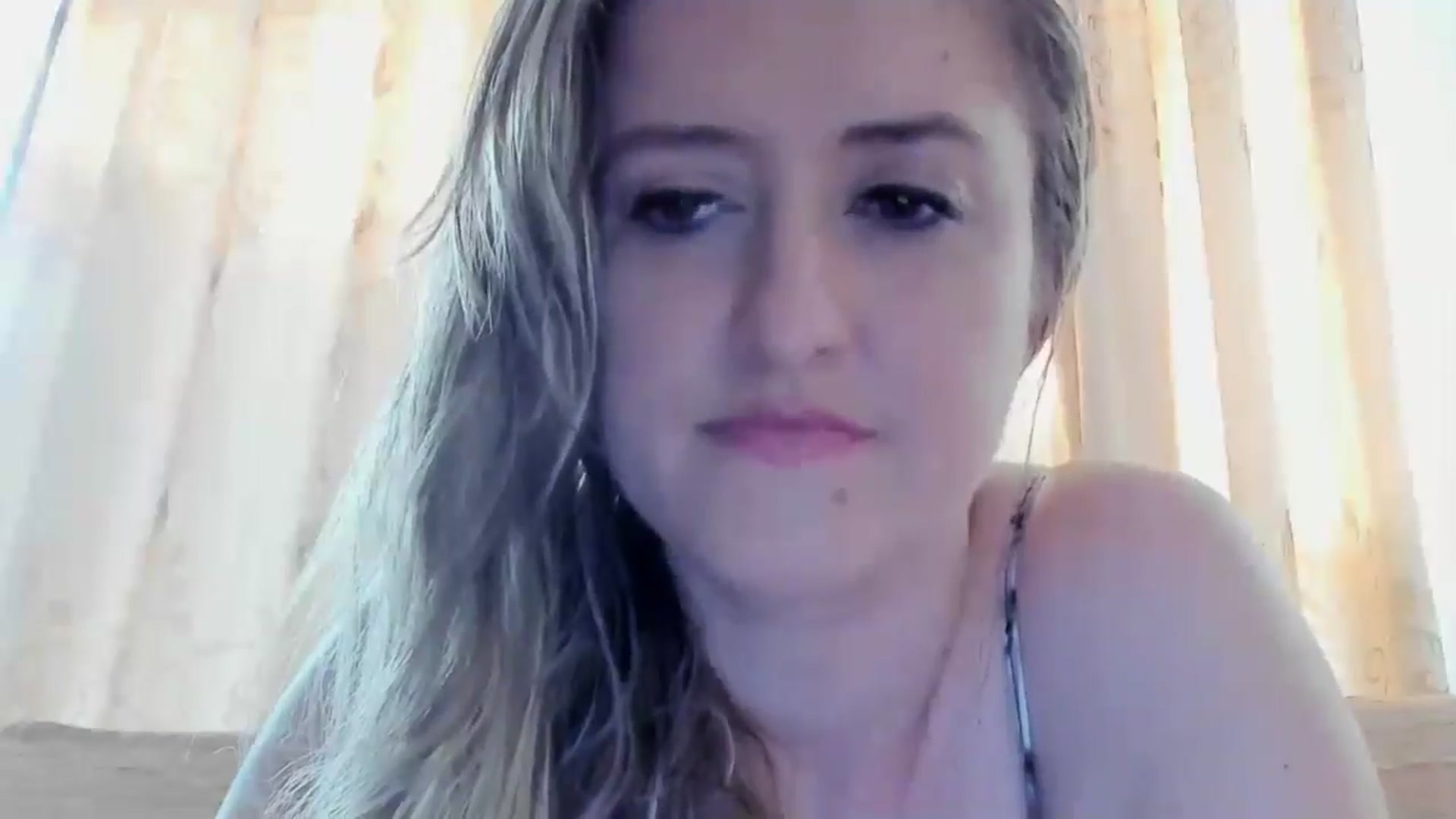 Gallery image thumbnail from BestDream's myfreecams stream on, 06/04/2024, 16:00 image 16 of 20
