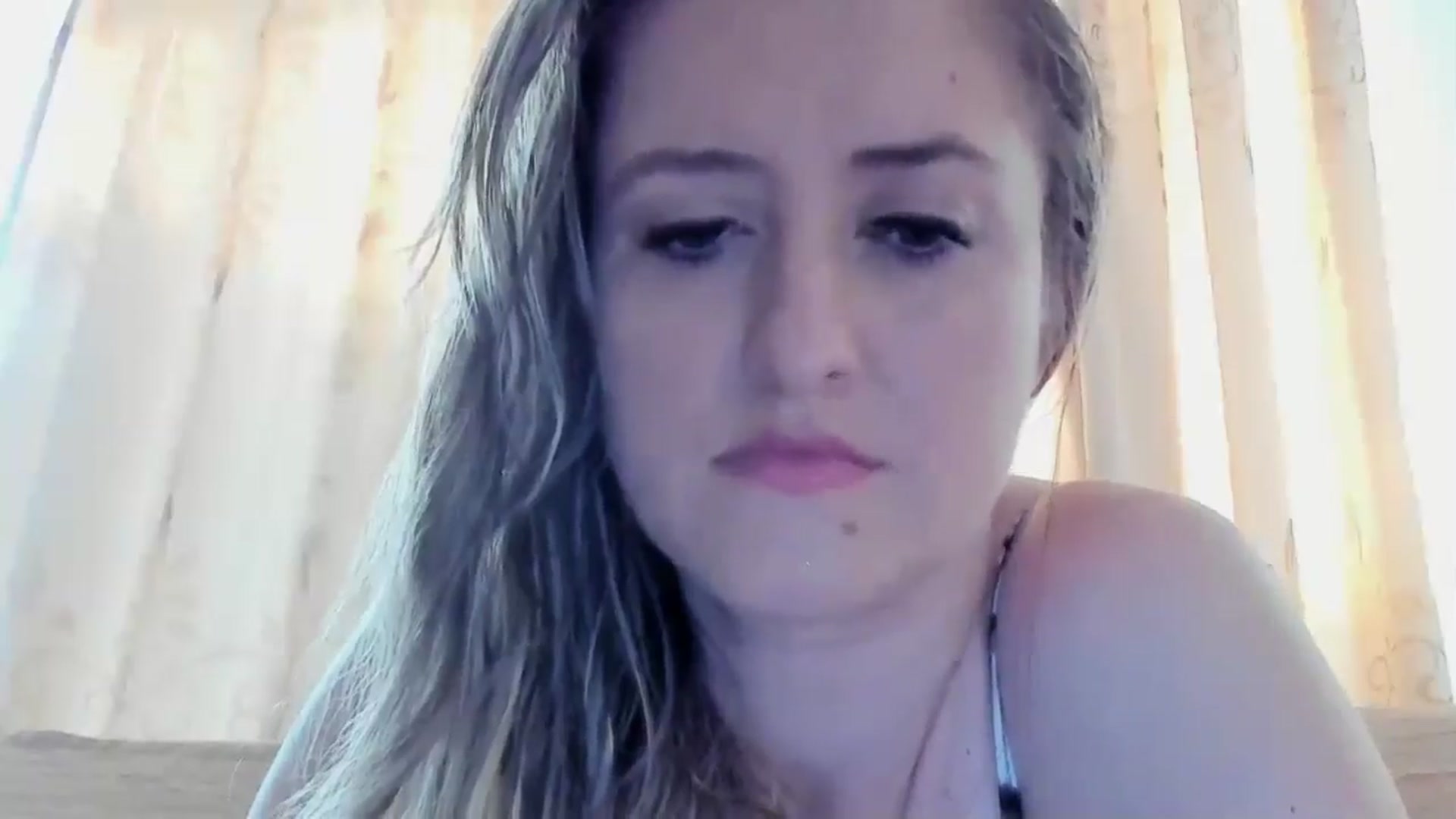 Gallery image thumbnail from BestDream's myfreecams stream on, 06/04/2024, 16:00 image 11 of 20