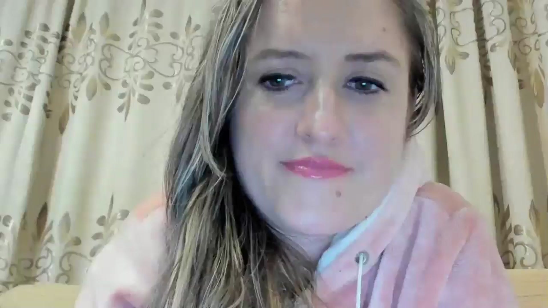Gallery image thumbnail from BestDream's myfreecams stream on, 06/04/2024, 22:43 image 14 of 20